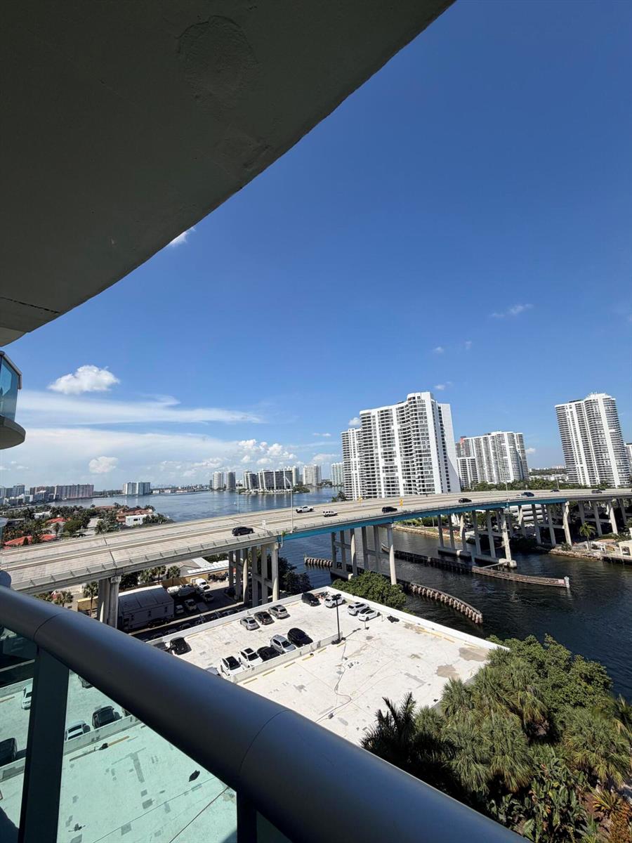 Photo of 19390 Collins  #1103, Sunny Isles Beach, Florida, 33160 - IMG_3426