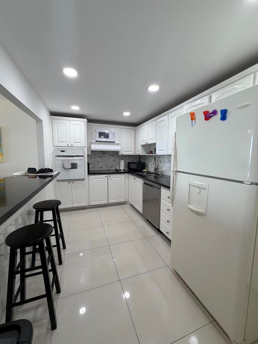 Photo of 19390 Collins  #1103, Sunny Isles Beach, Florida, 33160 - IMG_3416