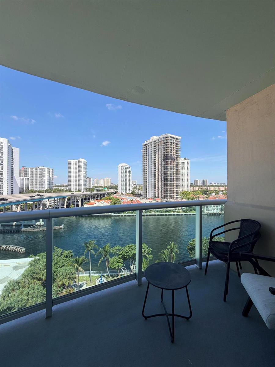 Photo of 19390 Collins  #1103, Sunny Isles Beach, Florida, 33160 - IMG_3424