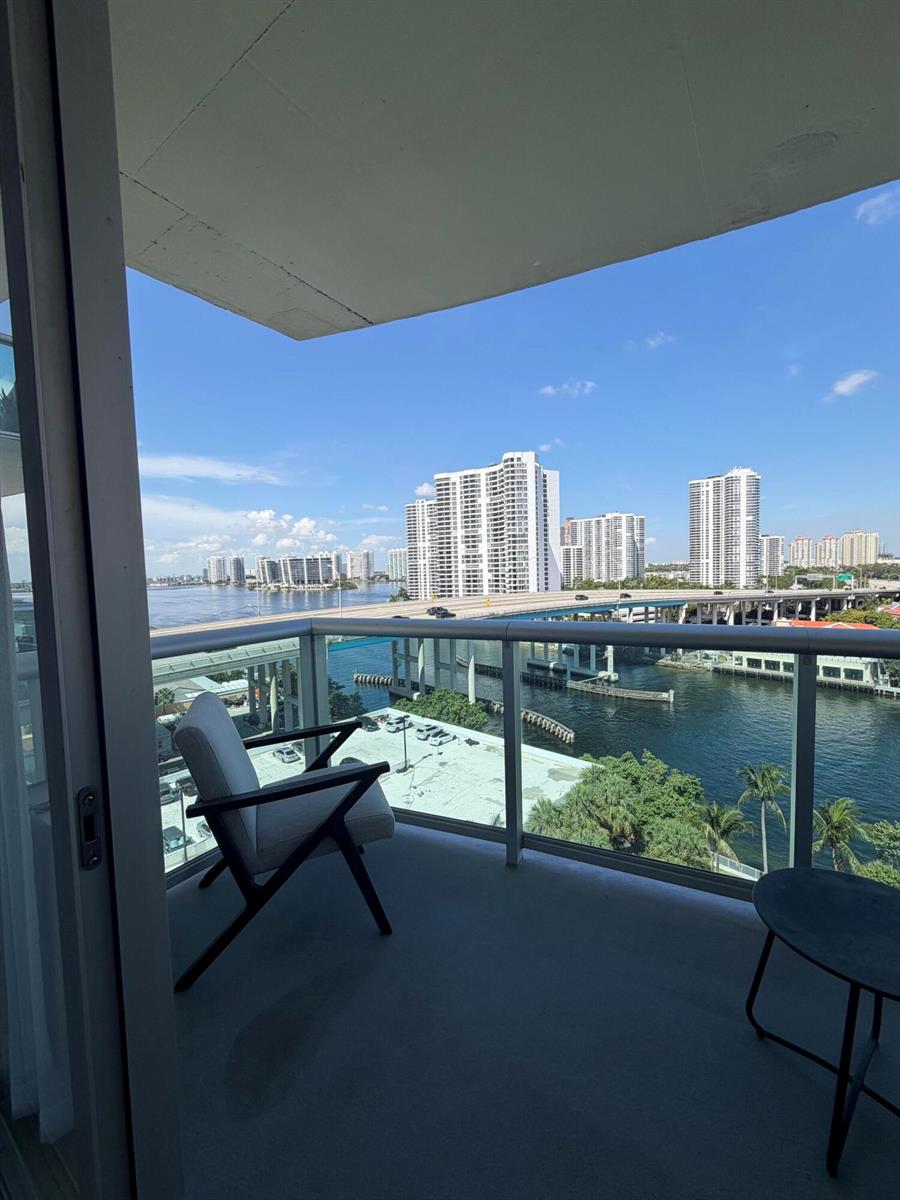 Photo of 19390 Collins  #1103, Sunny Isles Beach, Florida, 33160 - IMG_3423