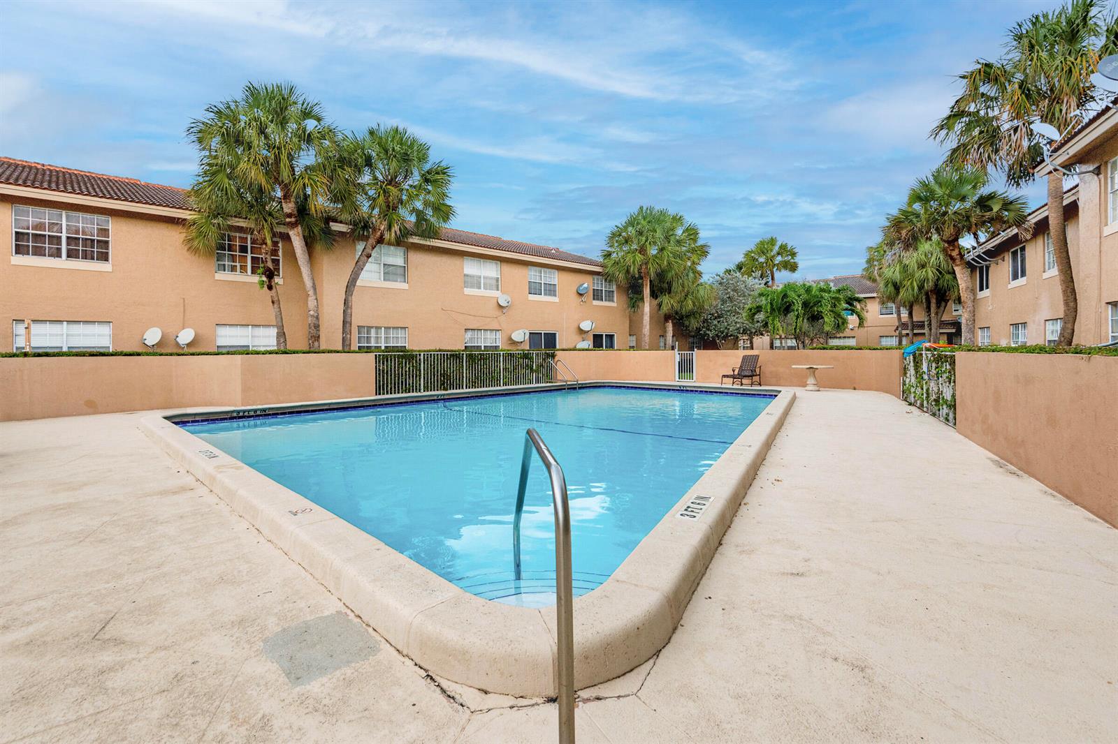  / 0 1670 sq. ft. $ 2026-07-17 0 Photo