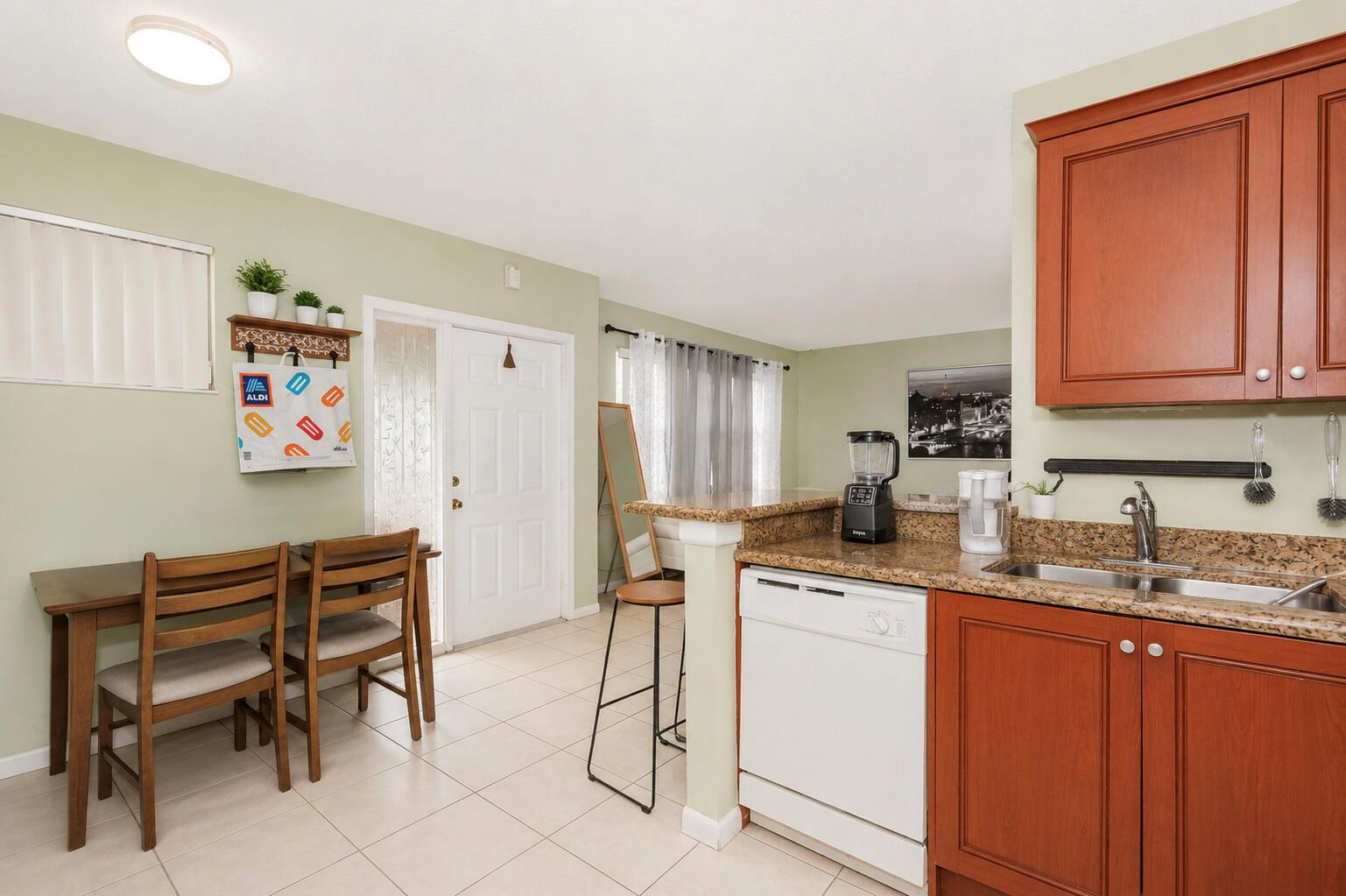   / 0 1670 sq. ft. $ 2026-07-17 0 Photo