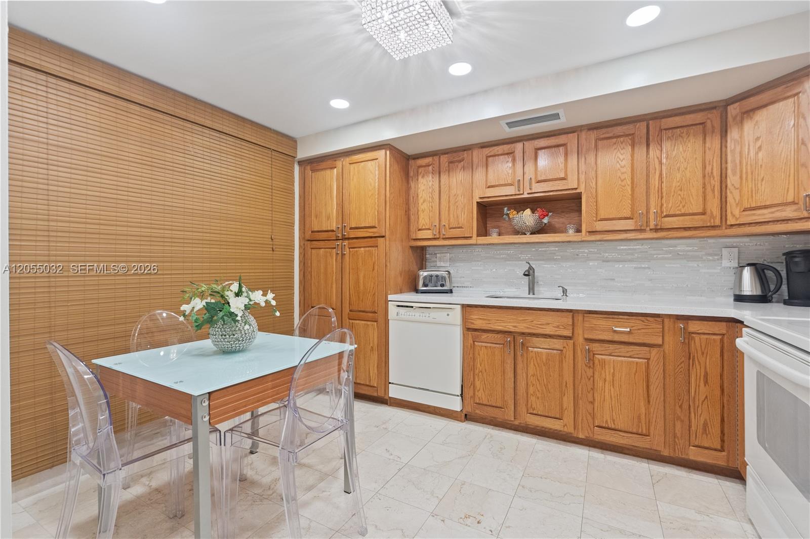 Photo of 1600 Ocean Dr  #18B, Hollywood, Florida, 33019 - 