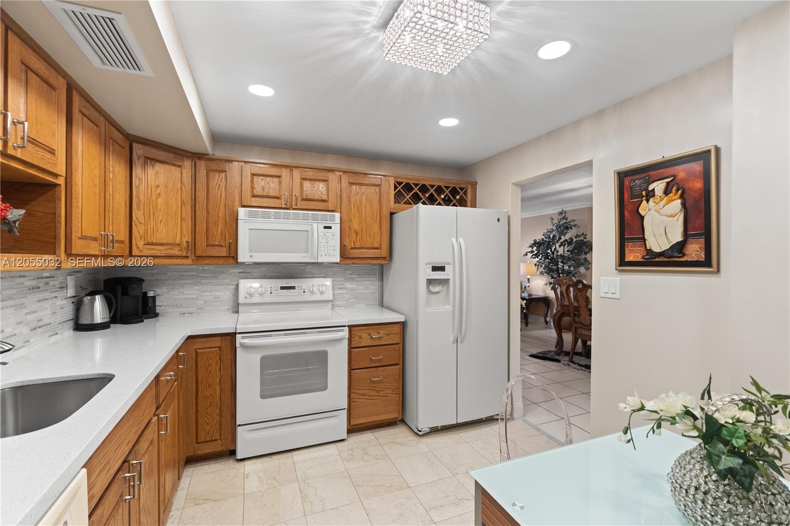 Photo of 1600 Ocean Dr  #18B, Hollywood, Florida, 33019 - 