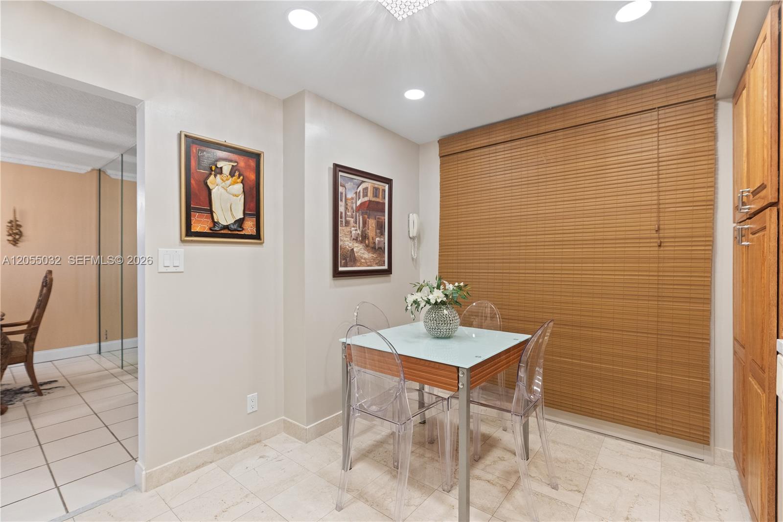 Photo of 1600 Ocean Dr  #18B, Hollywood, Florida, 33019 - 