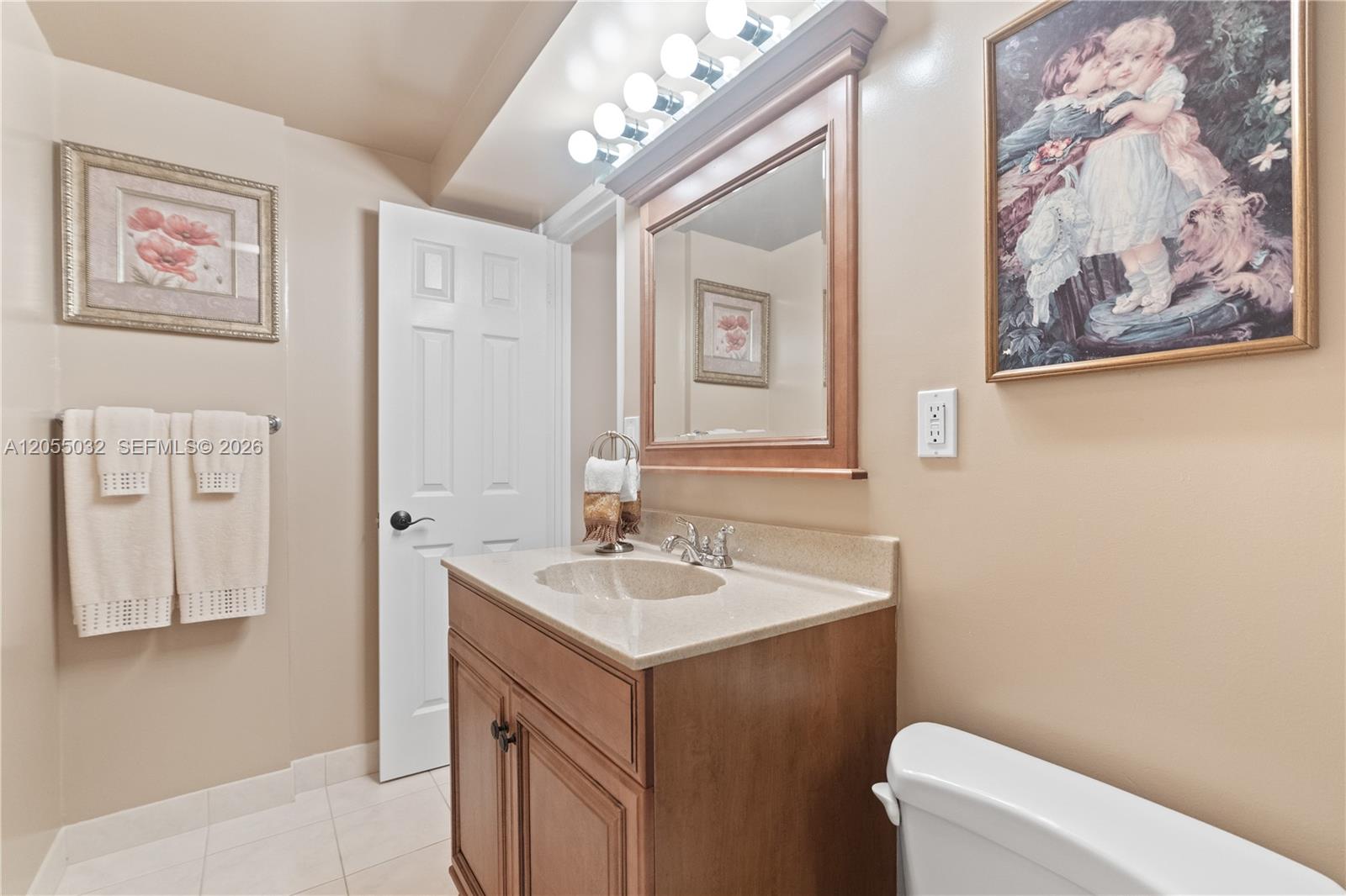 Photo of 1600 Ocean Dr  #18B, Hollywood, Florida, 33019 - 