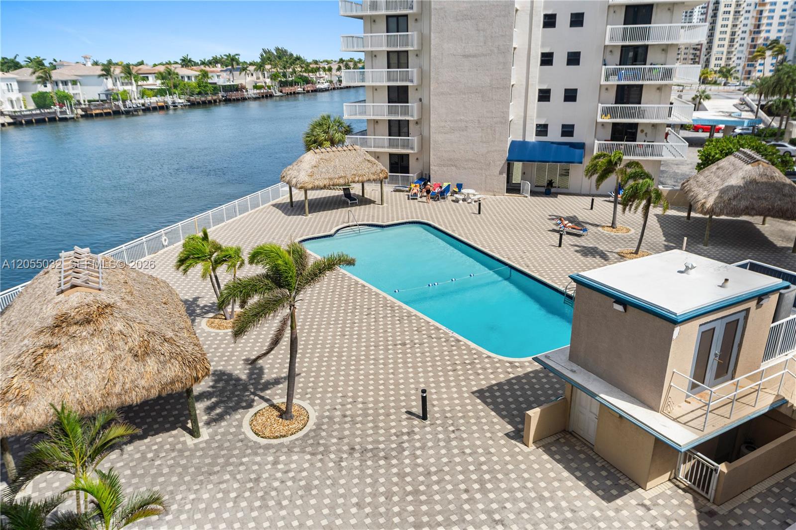 Photo of 1600 Ocean Dr  #18B, Hollywood, Florida, 33019 - 