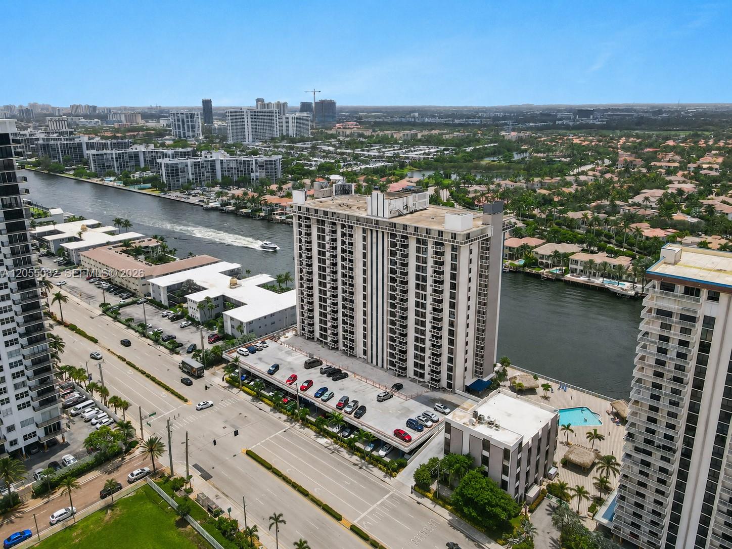 Photo of 1600 Ocean Dr  #18B, Hollywood, Florida, 33019 - 