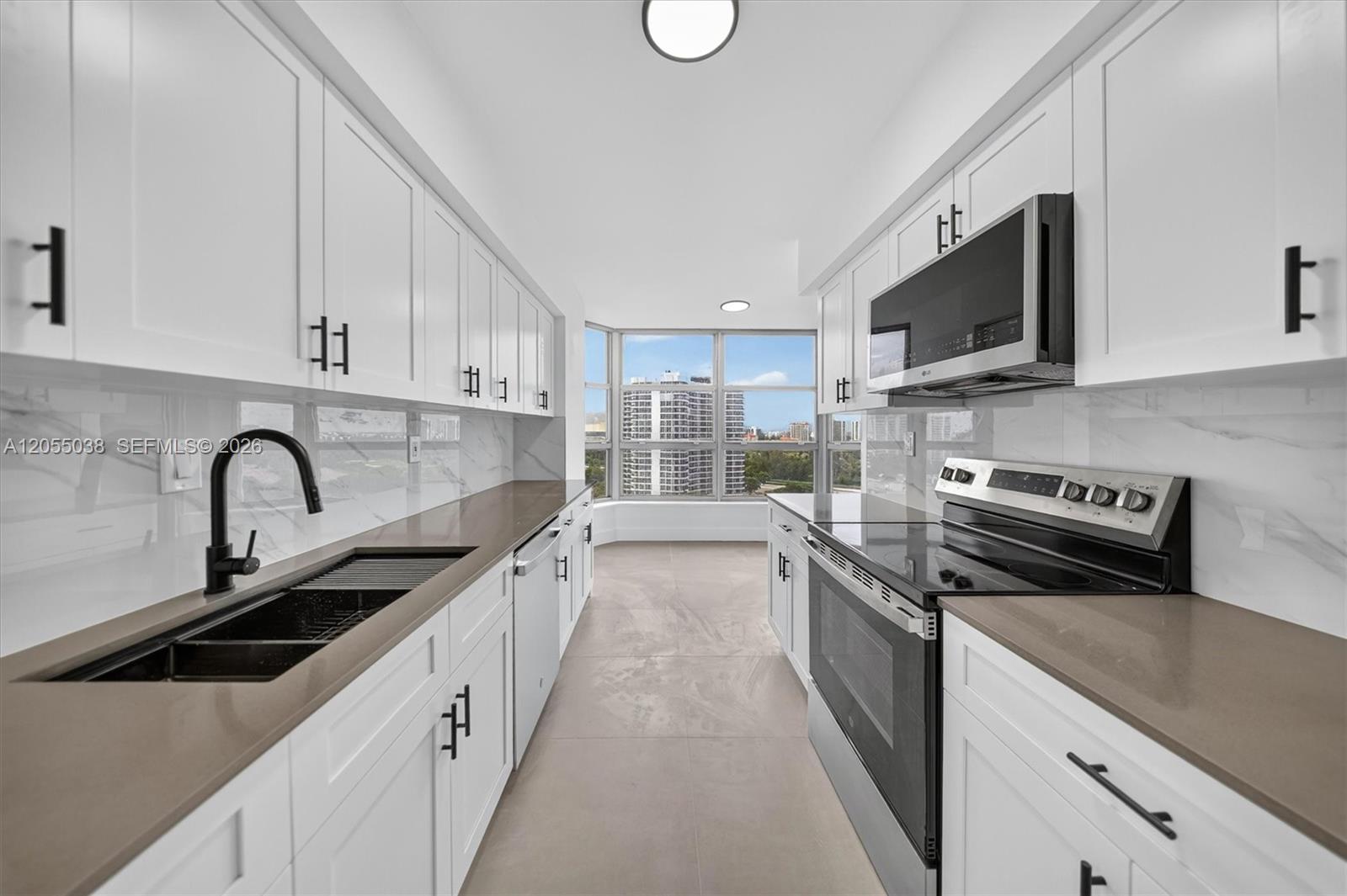 Photo of 3530 Mystic Pointe Dr  #1606, Aventura, Florida, 33180 - 