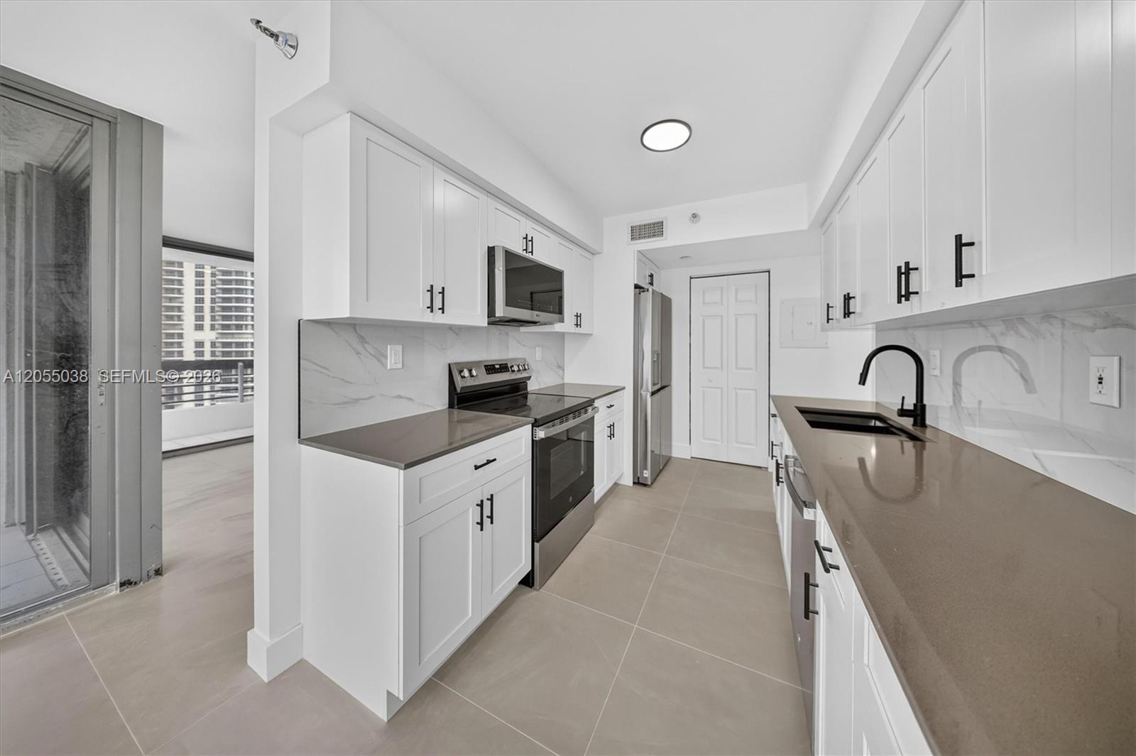 Photo of 3530 Mystic Pointe Dr  #1606, Aventura, Florida, 33180 - 