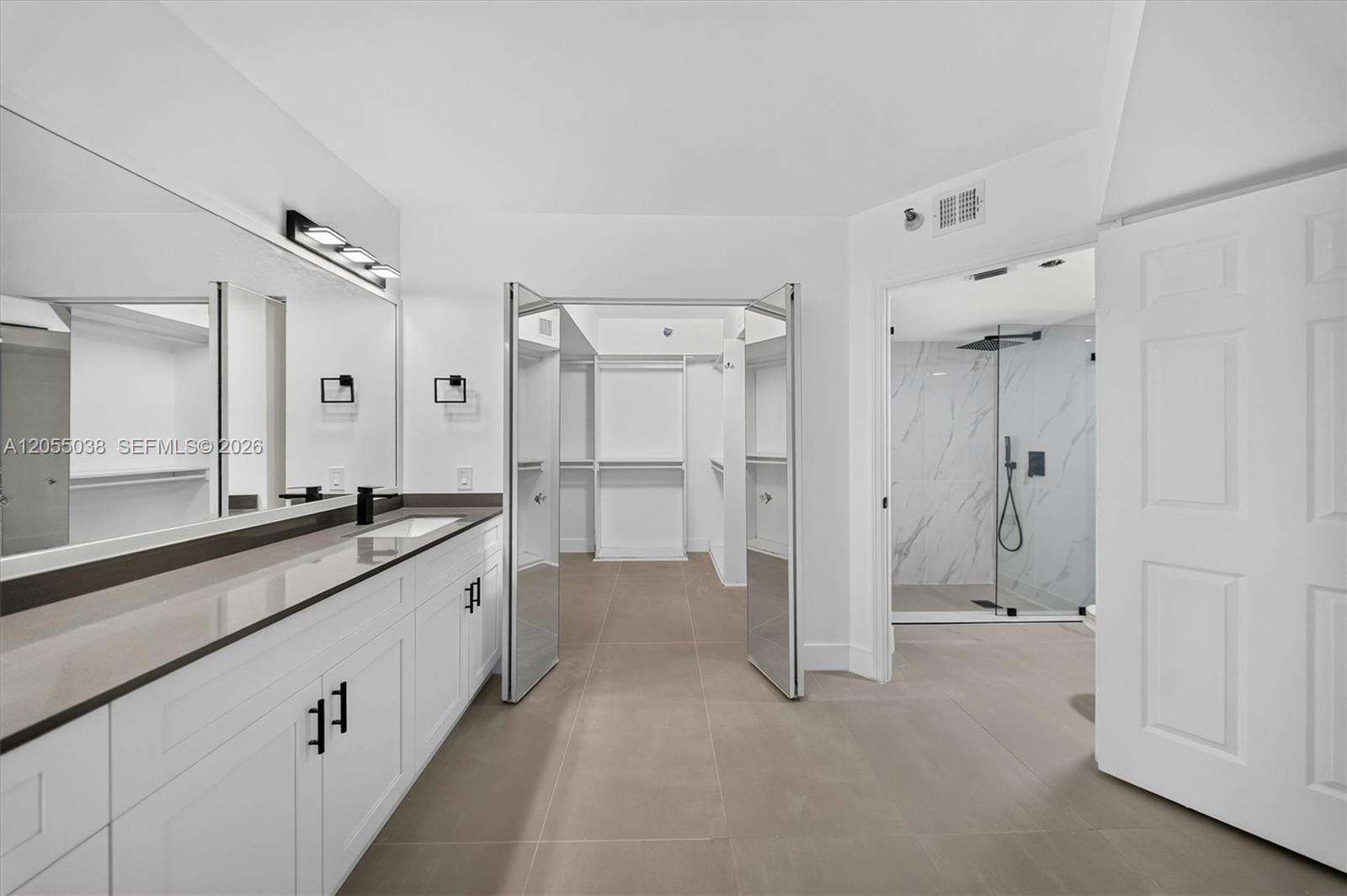 Photo of 3530 Mystic Pointe Dr  #1606, Aventura, Florida, 33180 - 