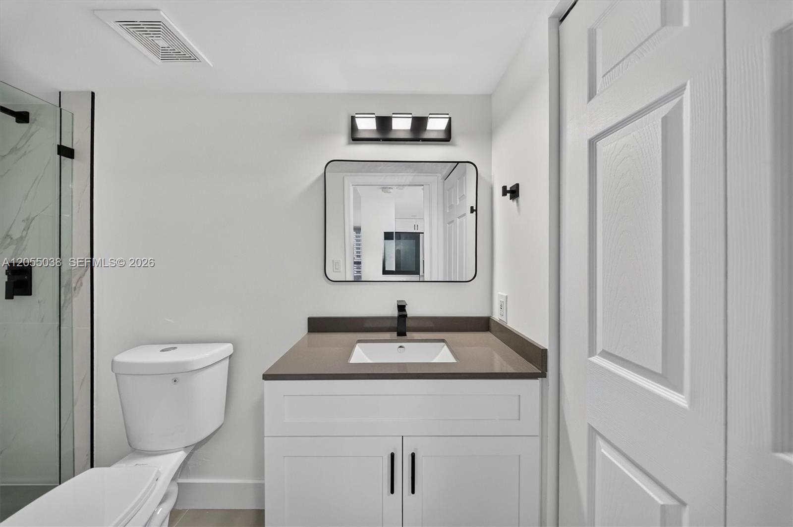 Photo of 3530 Mystic Pointe Dr  #1606, Aventura, Florida, 33180 - 