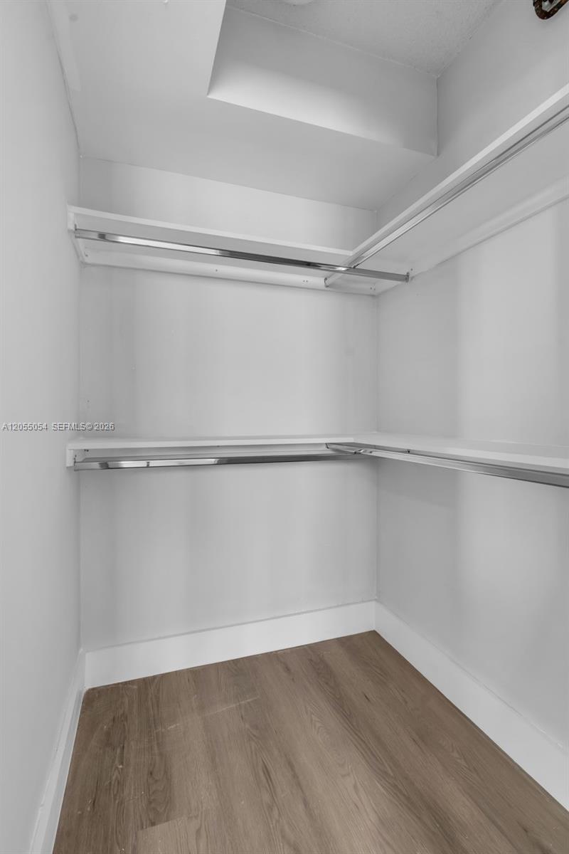 Ver detalles / 2803 sq. ft. $ 2026-07-16 0 foto