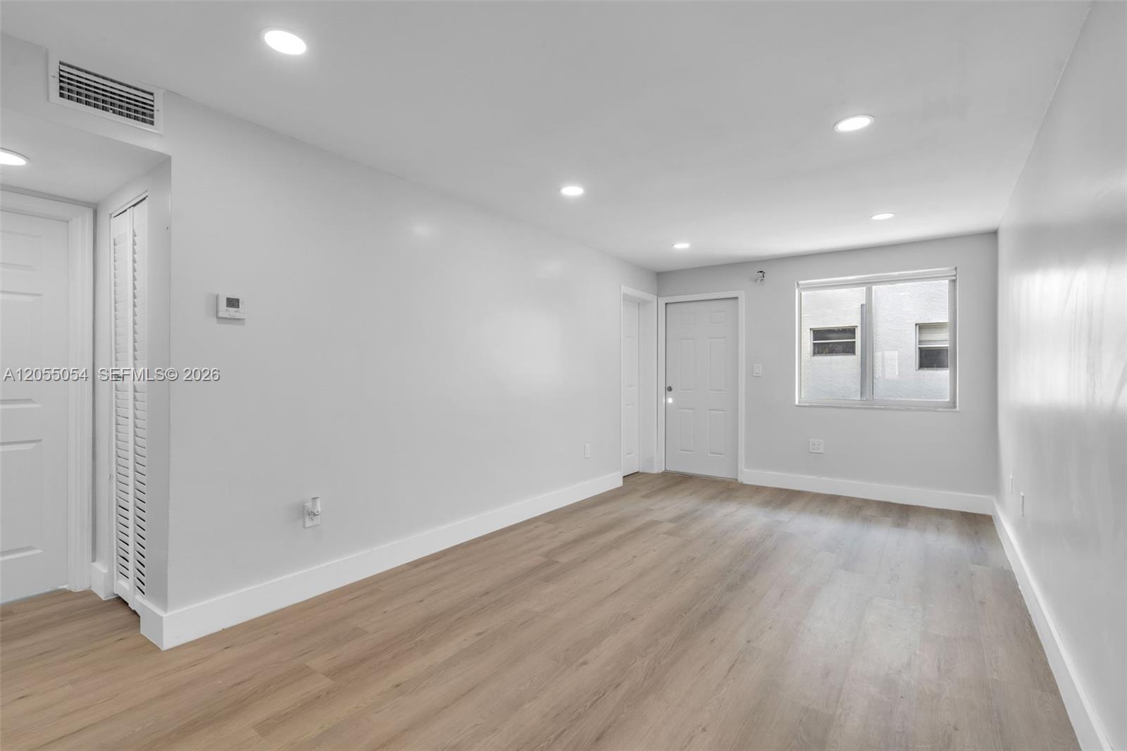 Ver detalles / 2803 sq. ft. $ 2026-07-16 0 foto