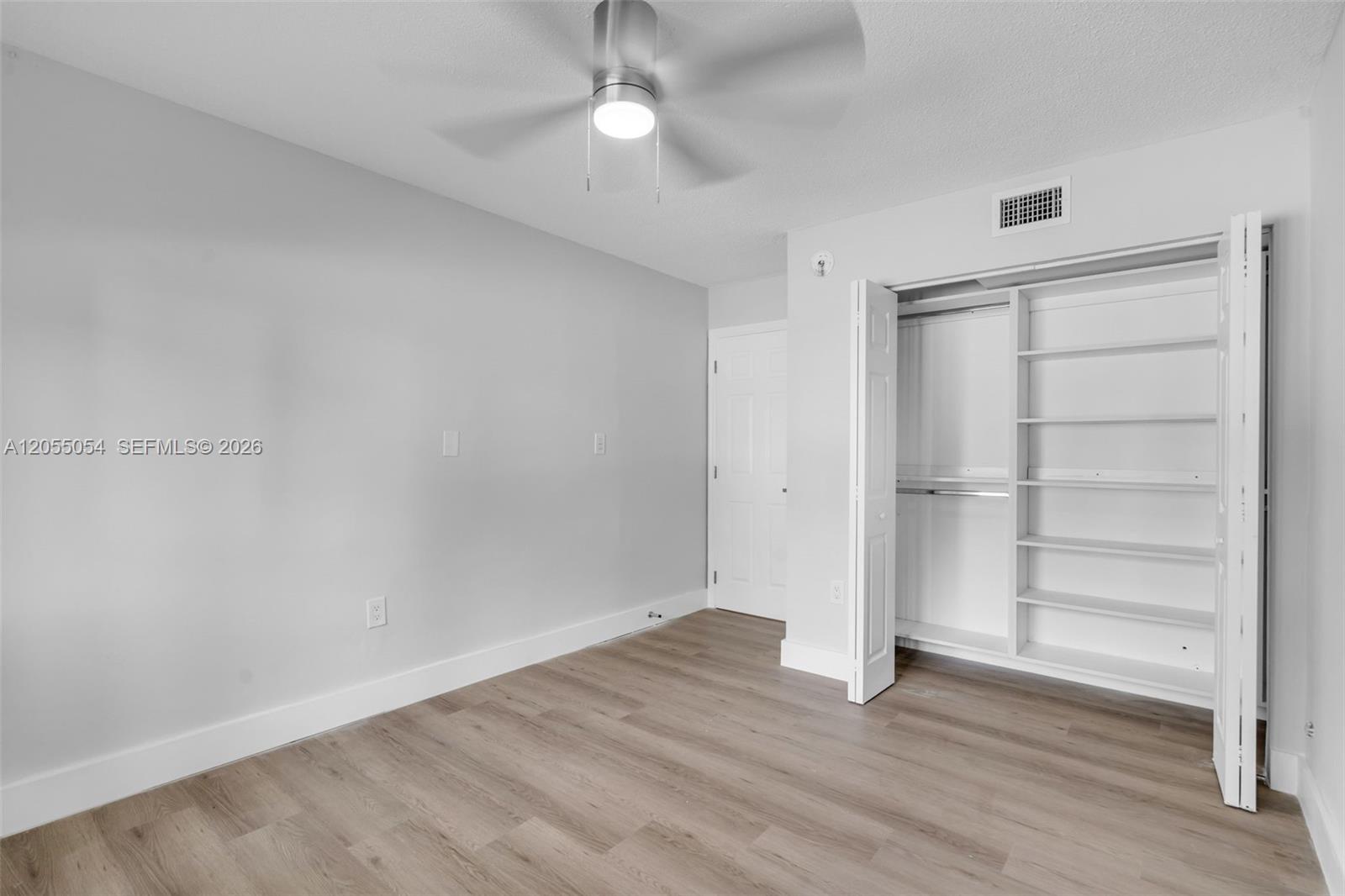 Ver detalles / 2803 sq. ft. $ 2026-07-16 0 foto