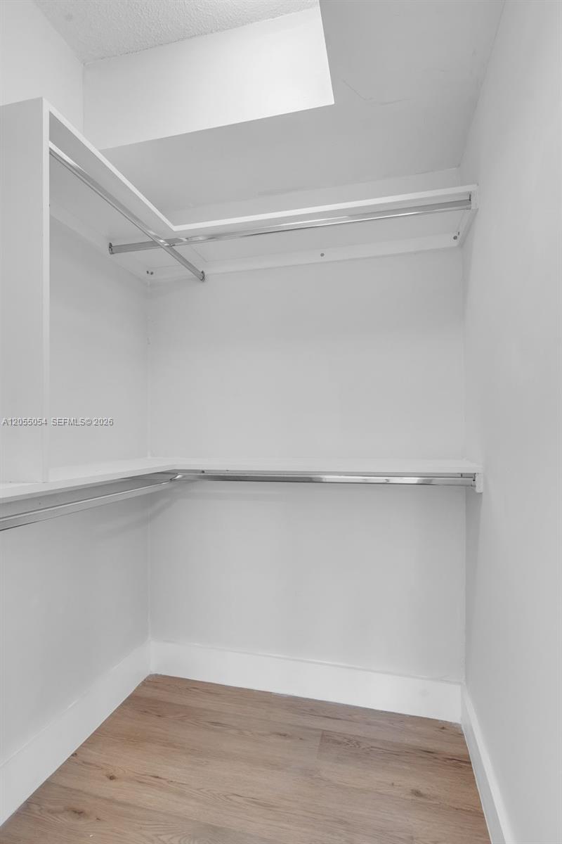 Ver detalles / 2803 sq. ft. $ 2026-07-16 0 foto