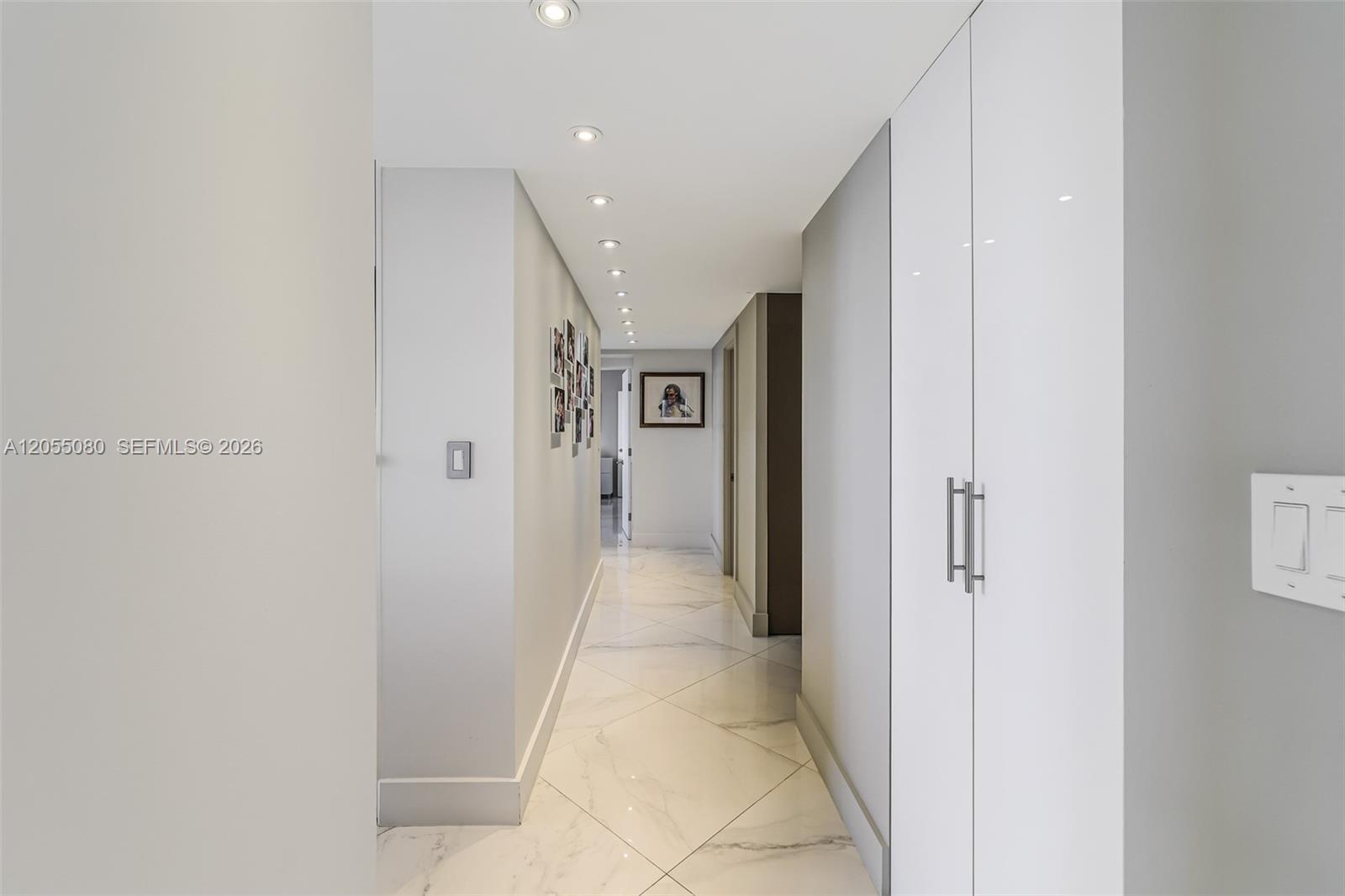 See details 1104 3 / 3 1890 sq. ft. $ 2026-07-16 0 Photo