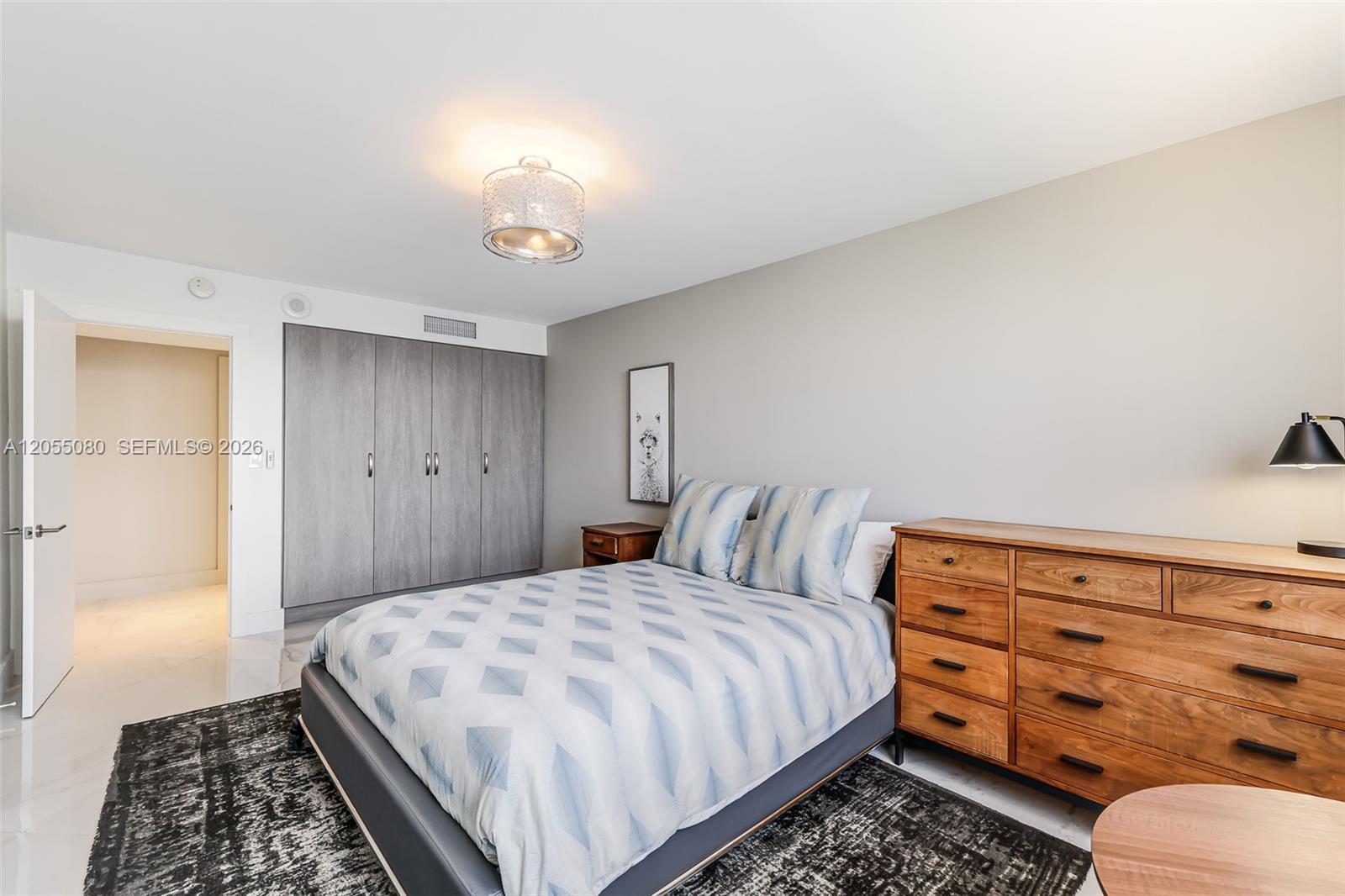See details 1104 3 / 3 1890 sq. ft. $ 2026-07-16 0 Photo
