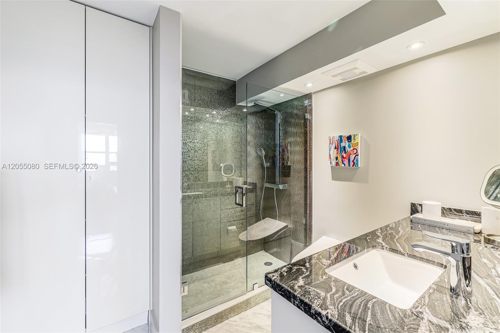 See details 1104 3 / 3 1890 sq. ft. $ 2026-07-16 0 Photo