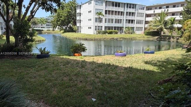 See details 110-1 2 / 2 1315 sq. ft. $ 2026-07-16 0 Photo
