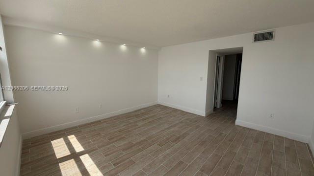 See details 110-1 2 / 2 1315 sq. ft. $ 2026-07-16 0 Photo