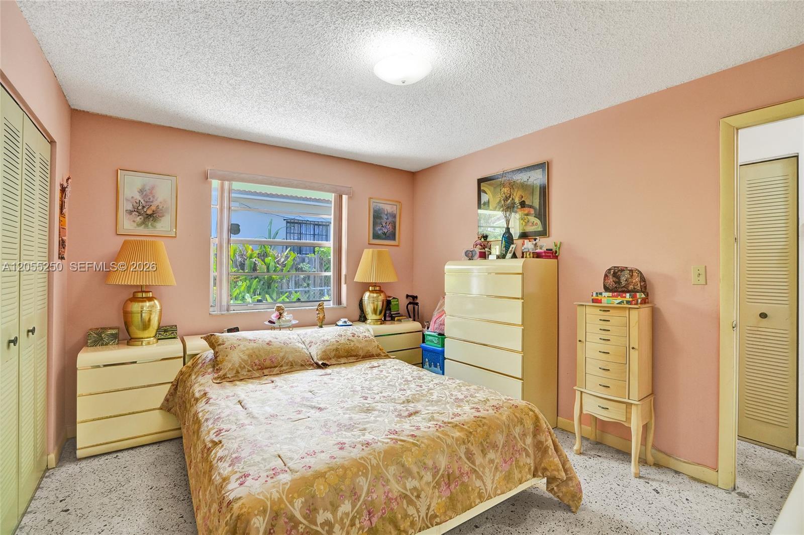 Ver detalles / 2287 sq. ft. $ 2026-07-17 0 foto
