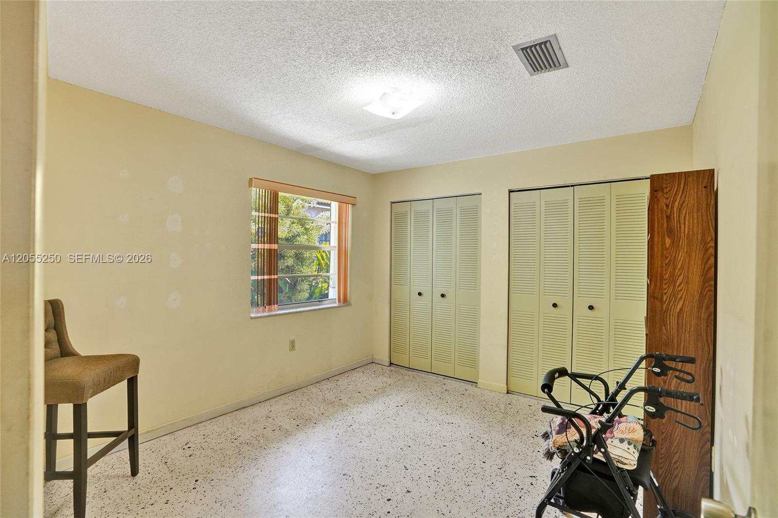 Ver detalles / 2287 sq. ft. $ 2026-07-17 0 foto