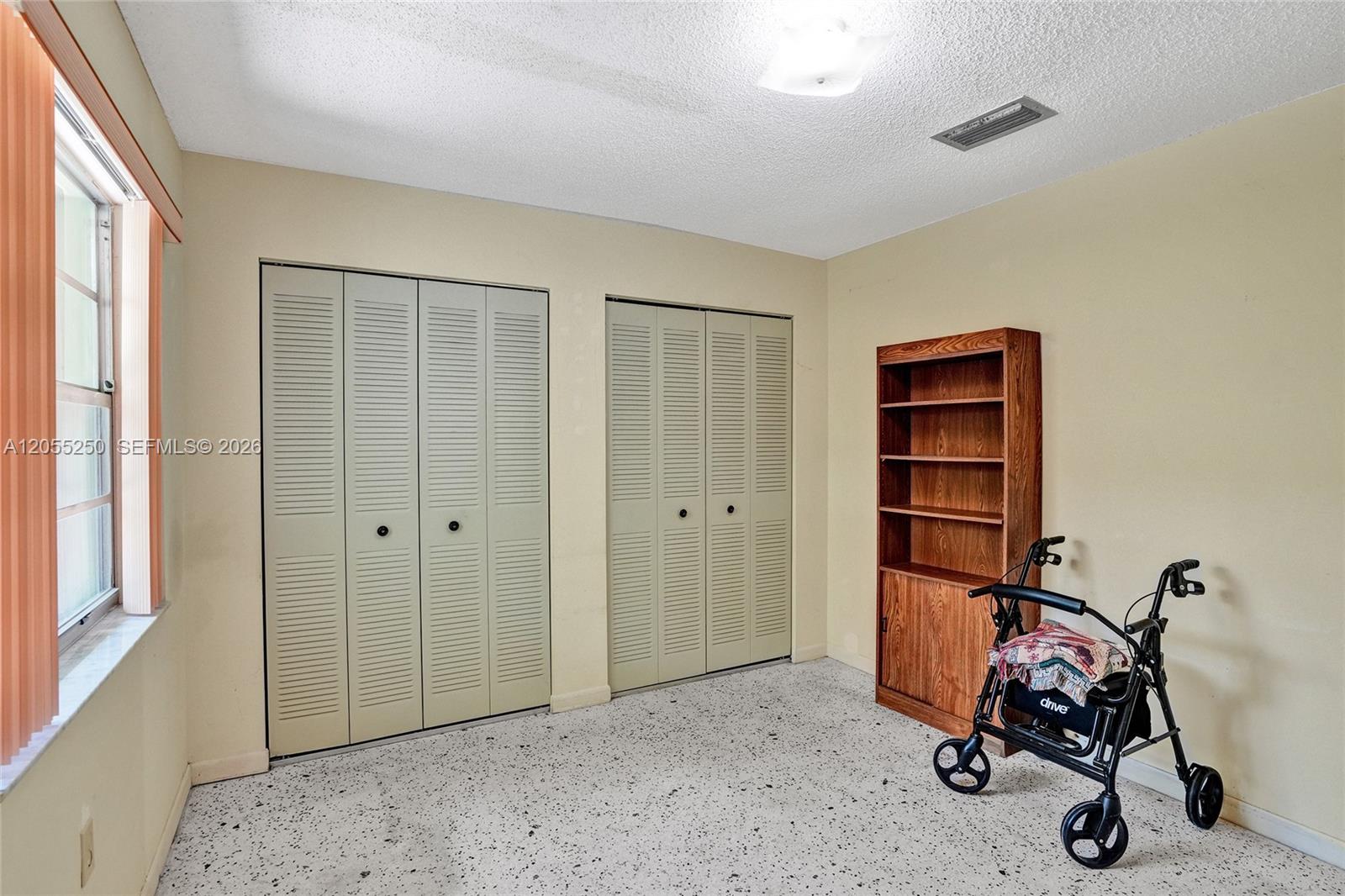Ver detalles / 2287 sq. ft. $ 2026-07-17 0 foto