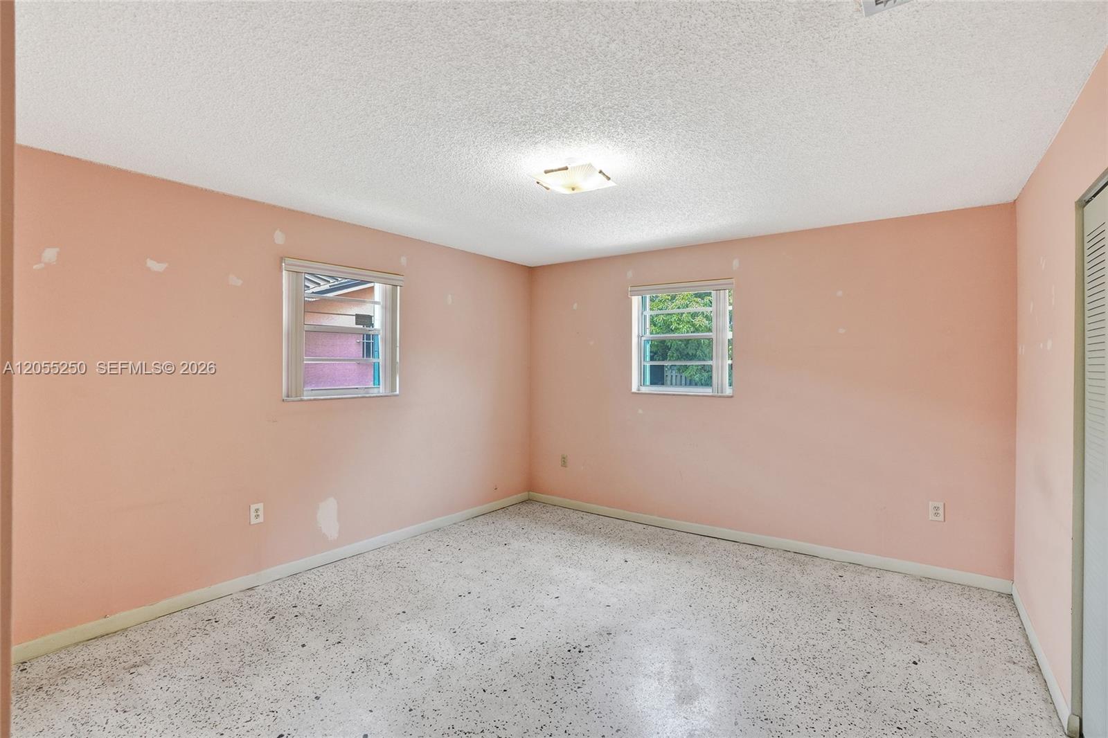 Ver detalles / 2287 sq. ft. $ 2026-07-17 0 foto
