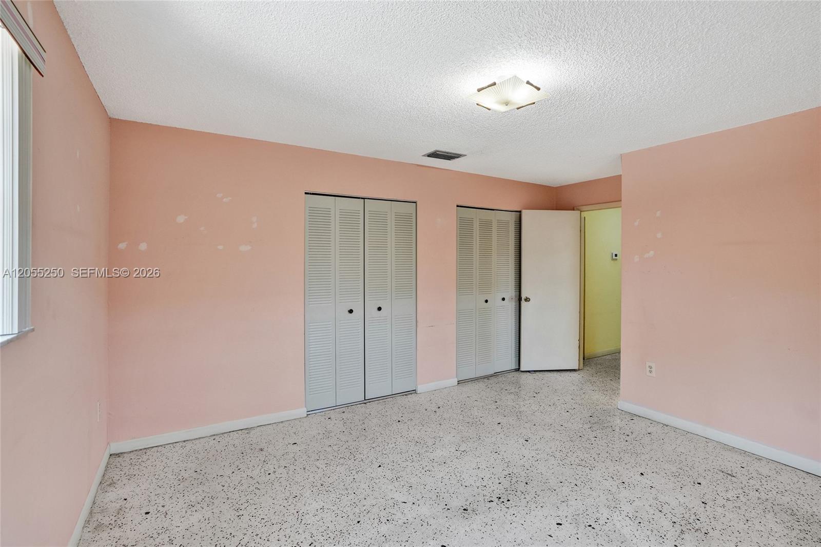 Ver detalles / 2287 sq. ft. $ 2026-07-17 0 foto