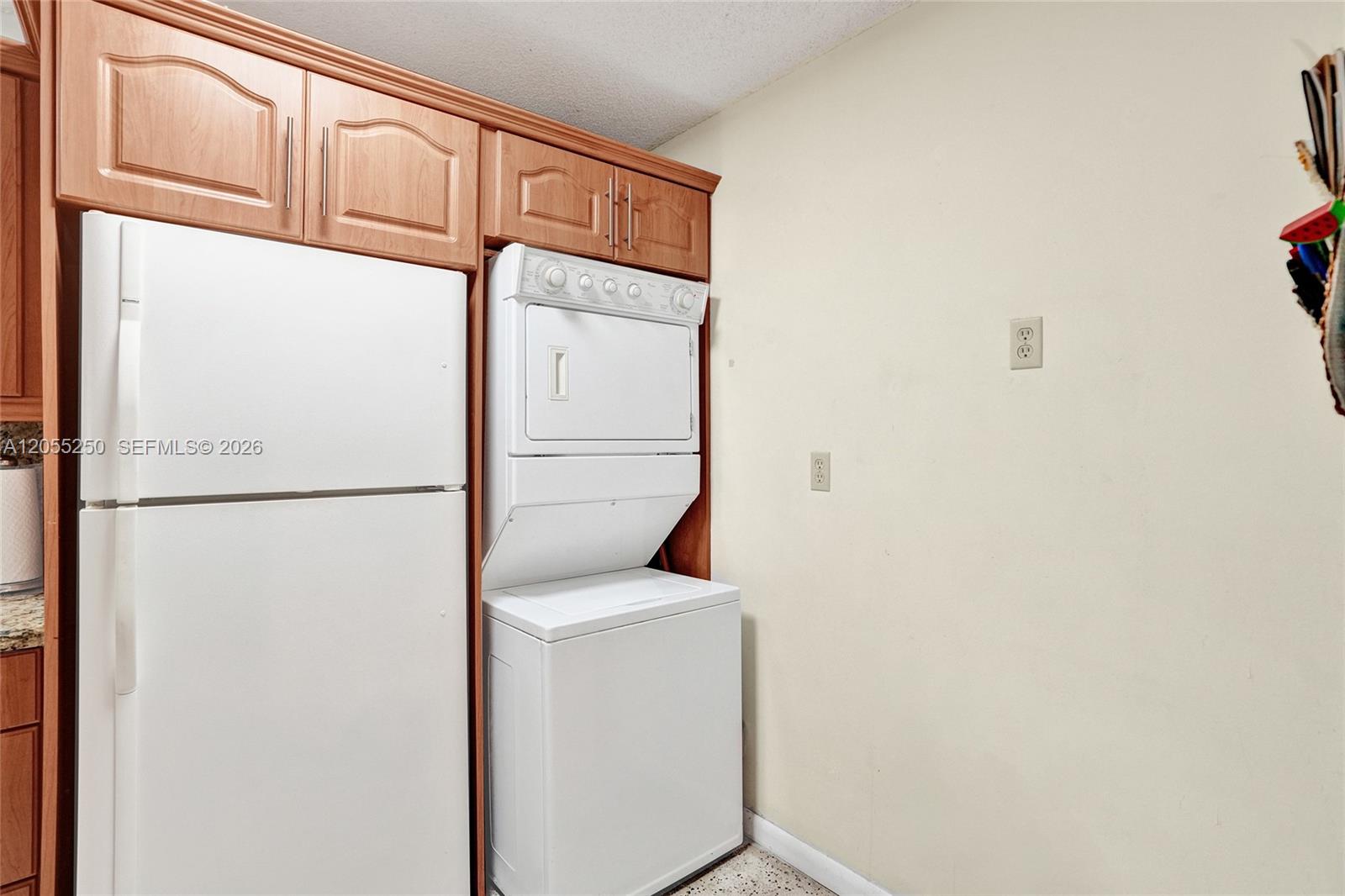 Ver detalles / 2287 sq. ft. $ 2026-07-17 0 foto