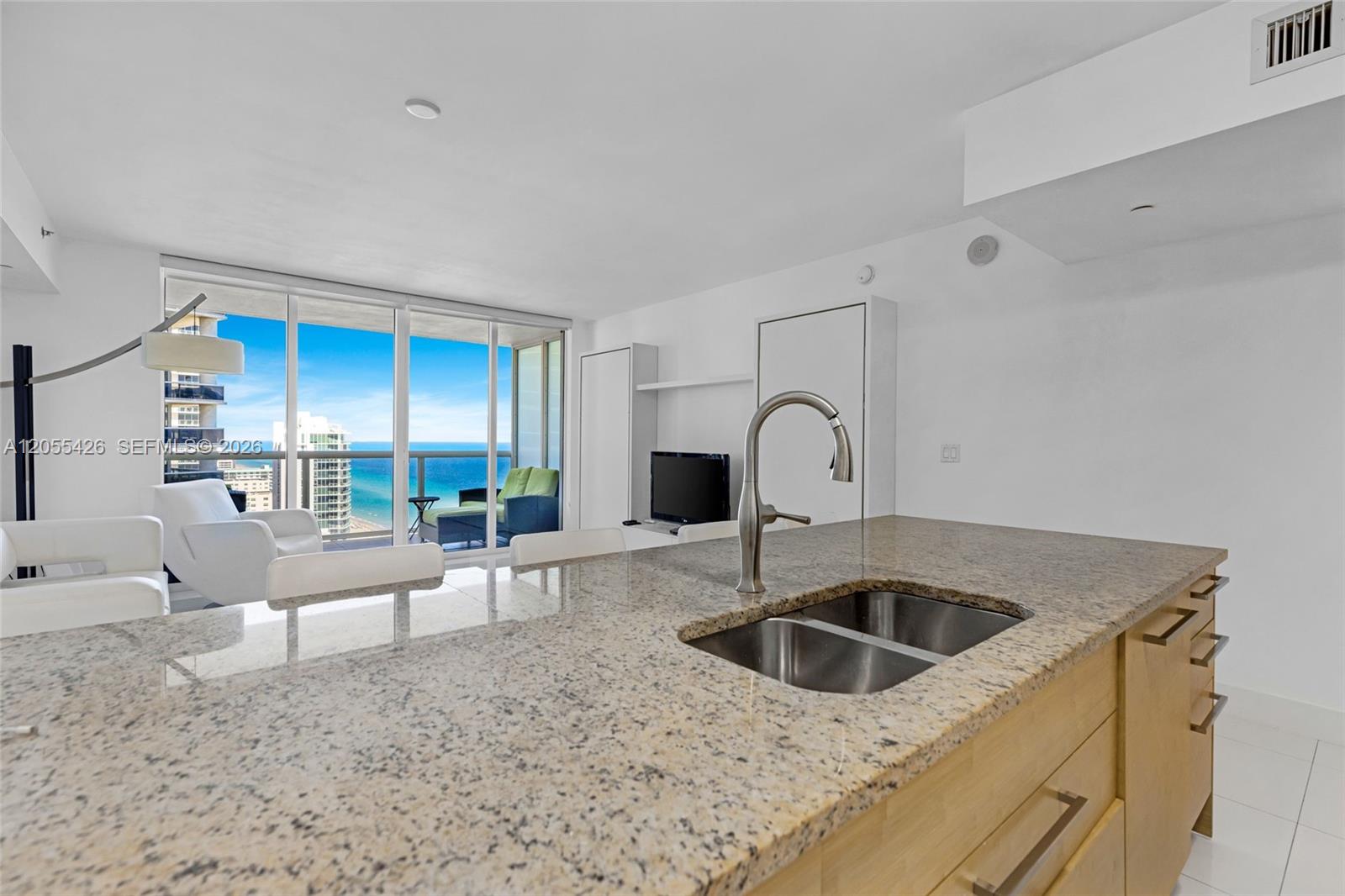 See details 2609 1 / 1 844 sq. ft. $ 2026-07-17 0 Photo