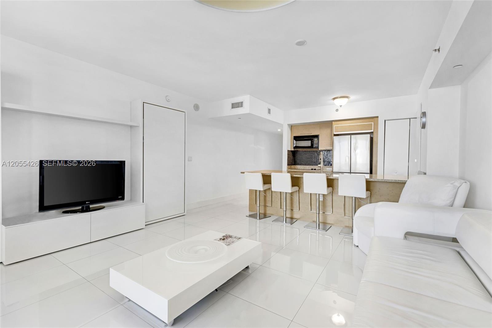 See details 2609 1 / 1 844 sq. ft. $ 2026-07-17 0 Photo