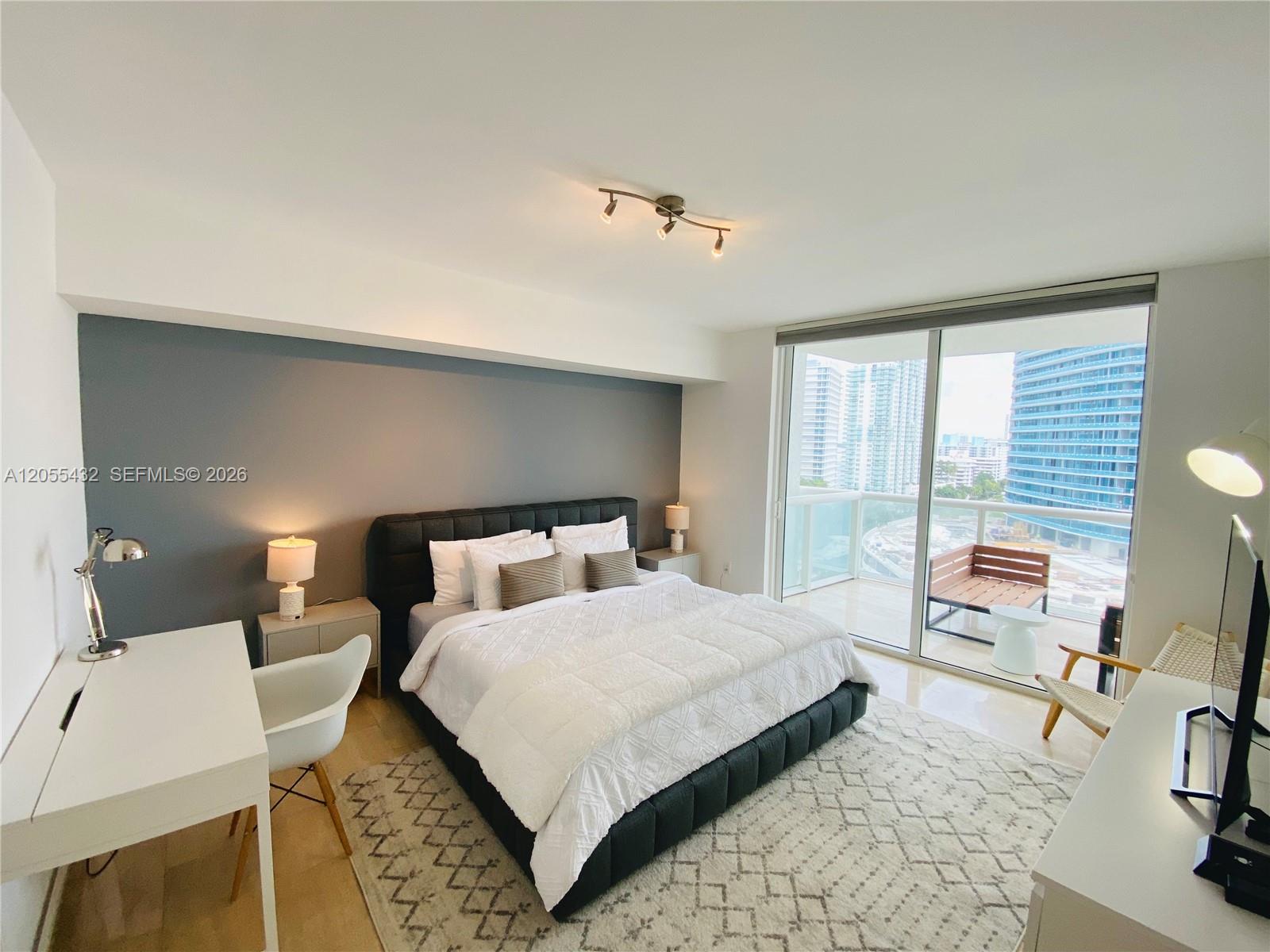 Photo of 450 Alton Rd #1406, Miami Beach, Florida, 33139 -