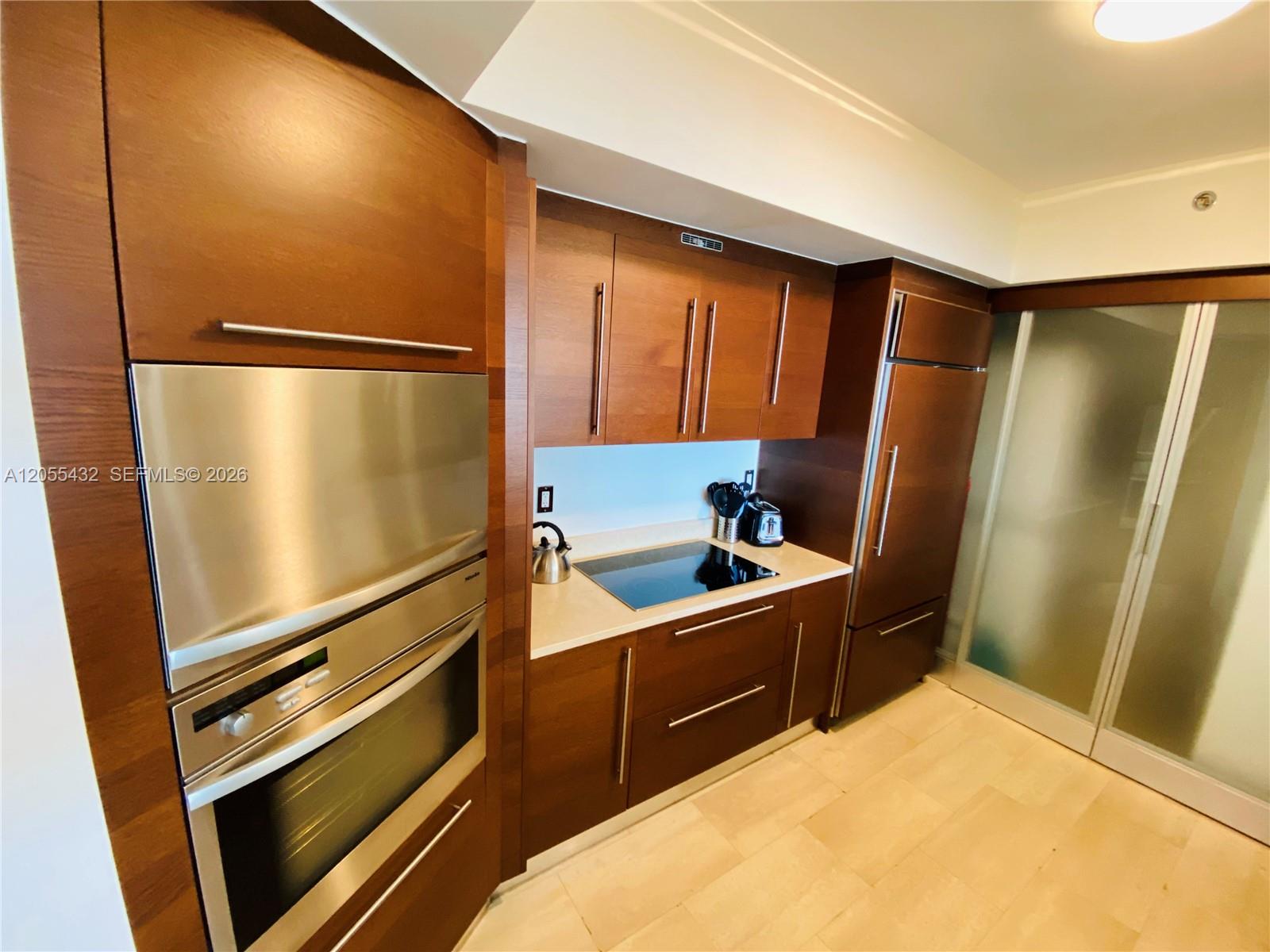 Photo of 450 Alton Rd #1406, Miami Beach, Florida, 33139 -