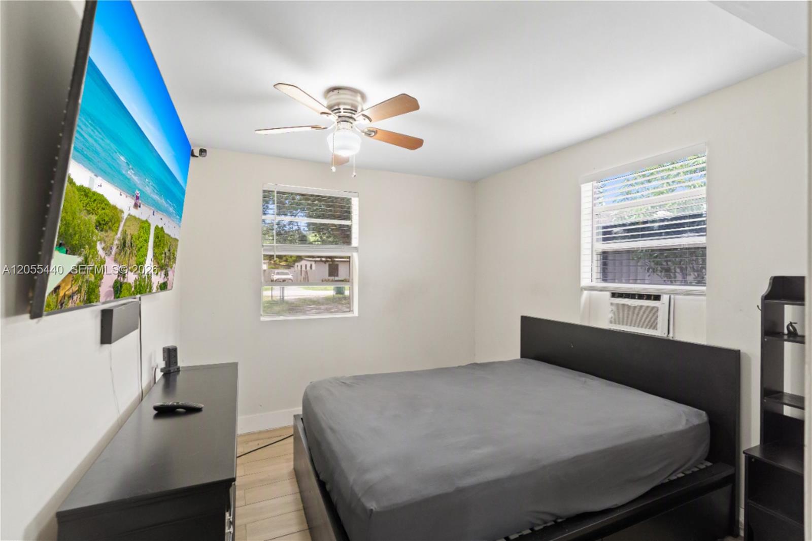 See details 6109 3 / 1 1016 sq. ft. $ 2026-10-06 0 Photo