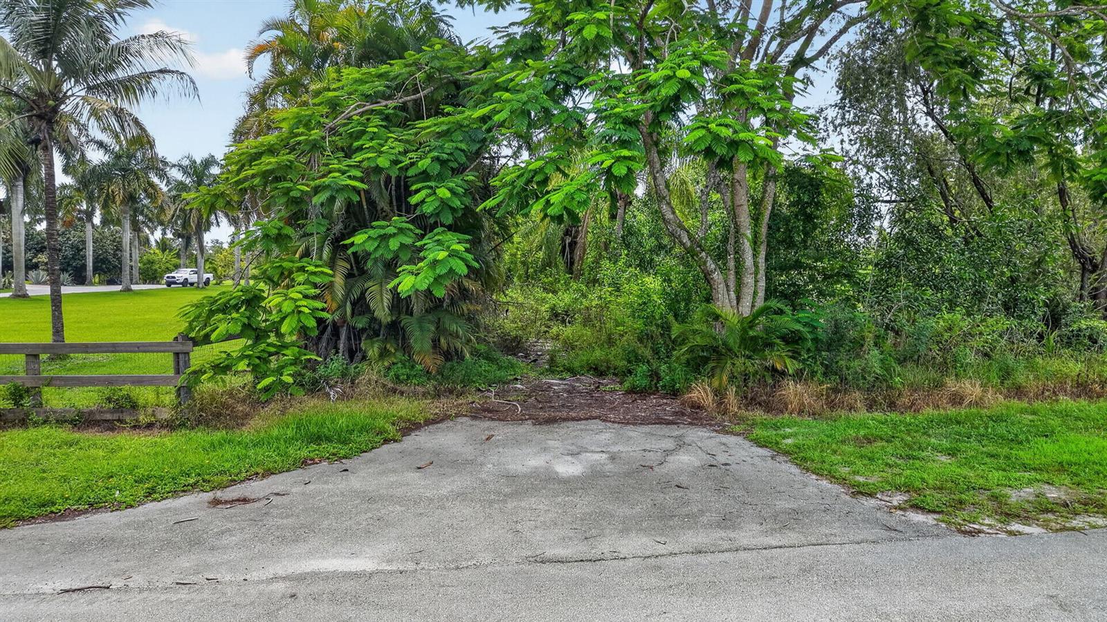 Ver detalles / 0 sq. ft. $ 2026-07-18 0 foto