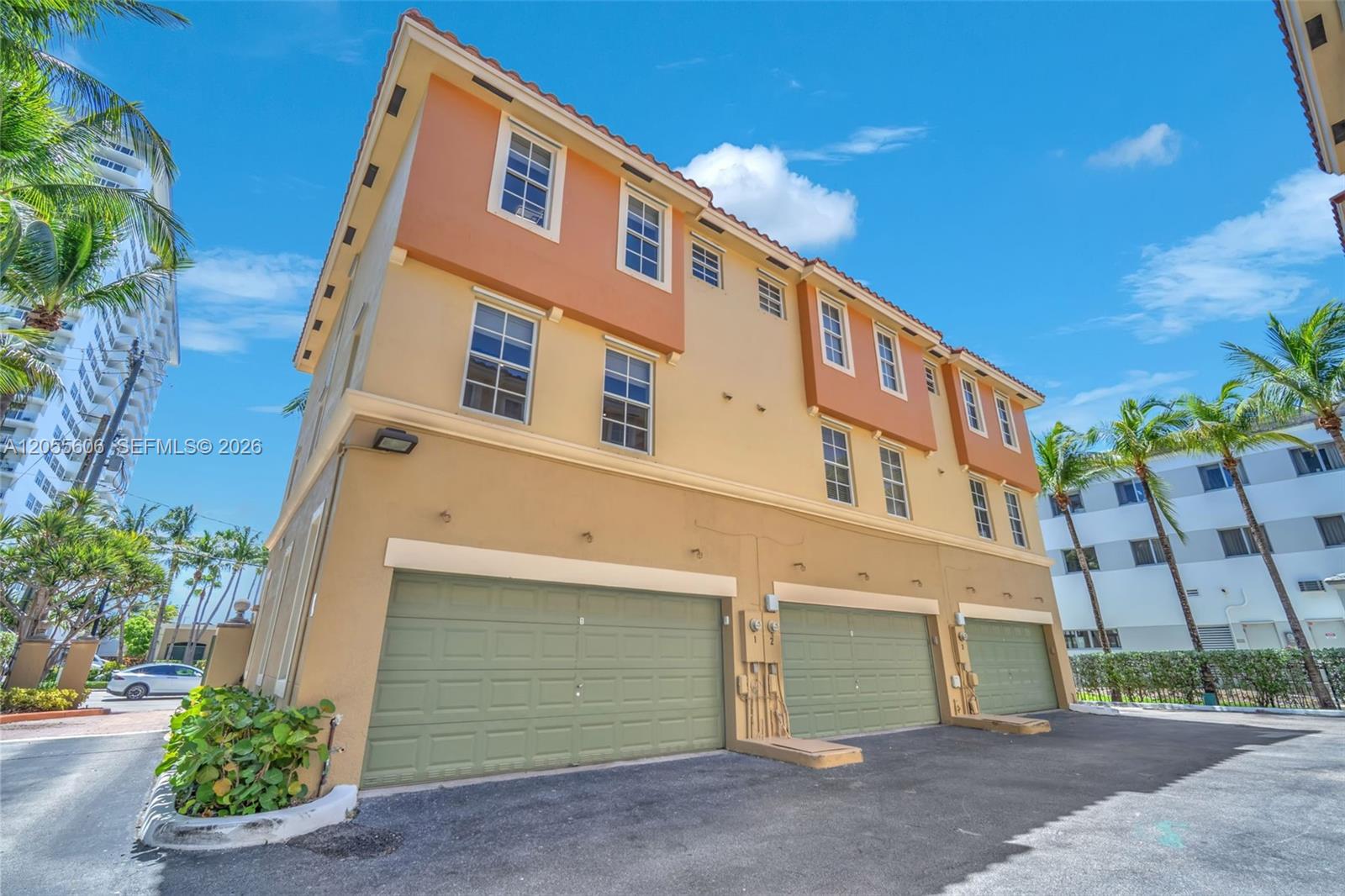 Photo of 2065 Ocean Dr #TH1, Hallandale Beach, Florida, 33009 -