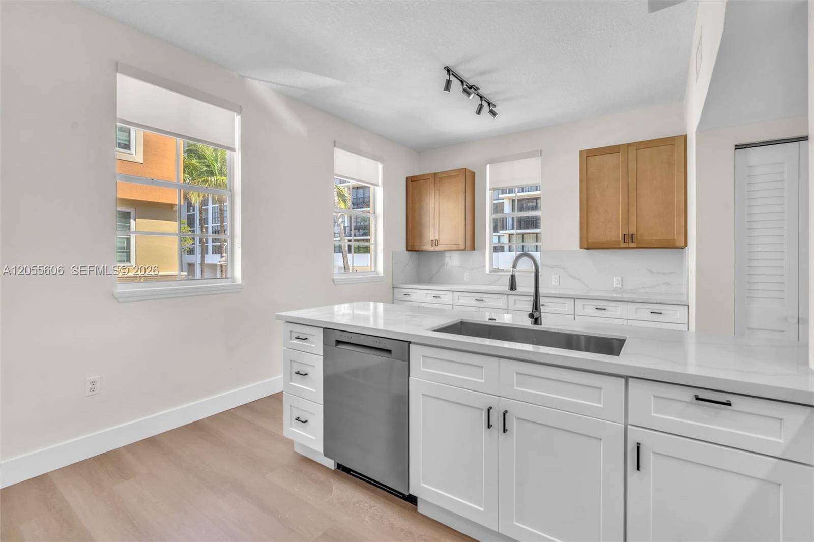 Photo of 2065 Ocean Dr #TH1, Hallandale Beach, Florida, 33009 -