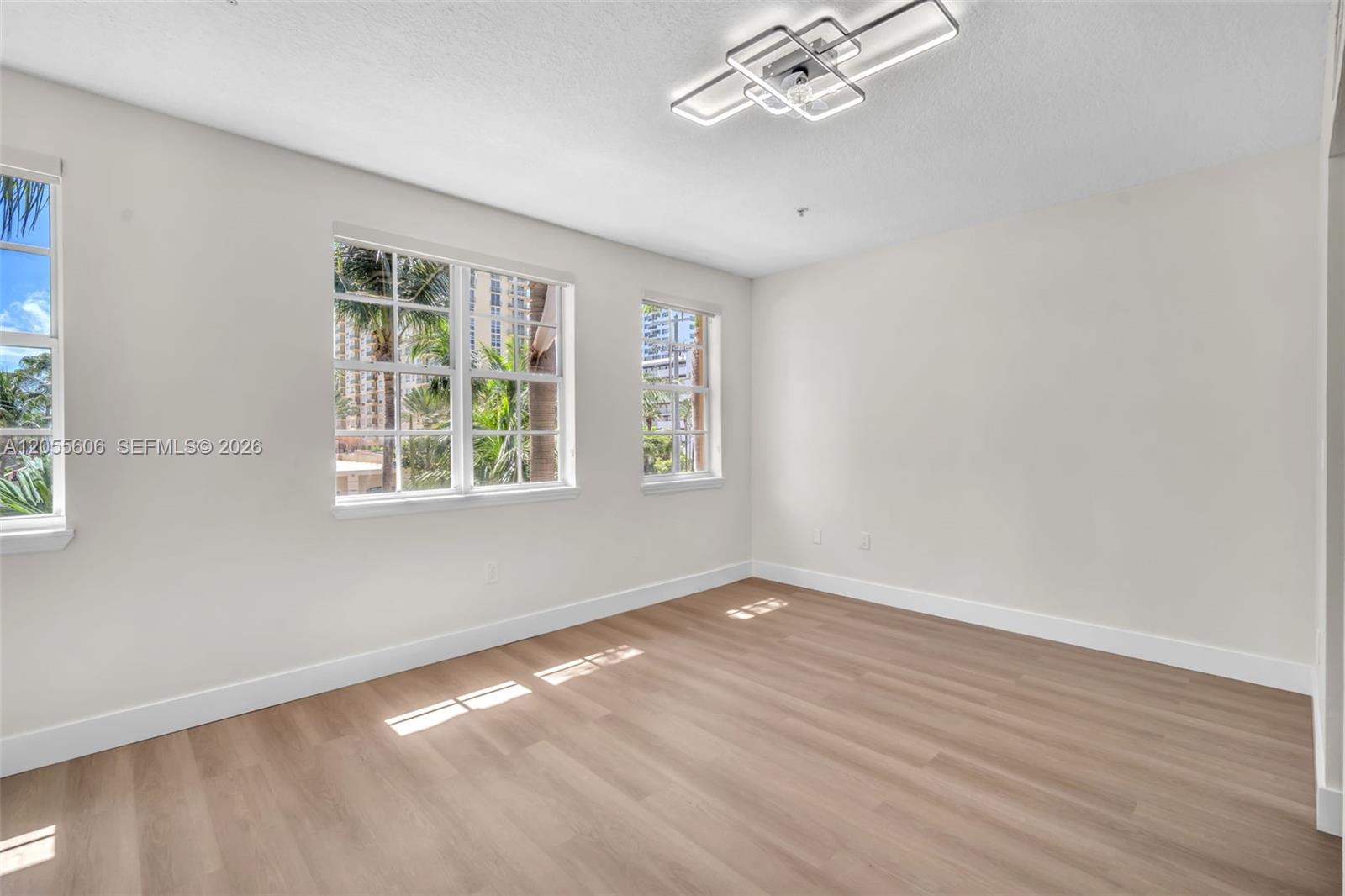 Photo of 2065 Ocean Dr #TH1, Hallandale Beach, Florida, 33009 -
