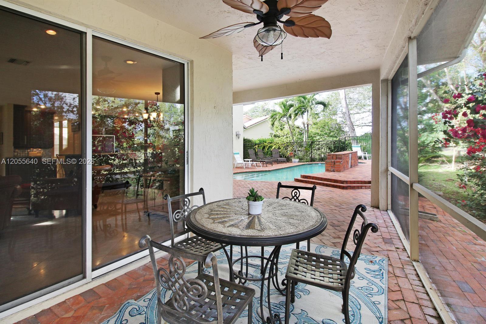 Ver detalles 7820 4 / 4 2878 sq. ft. $ 2026-07-17 0 foto