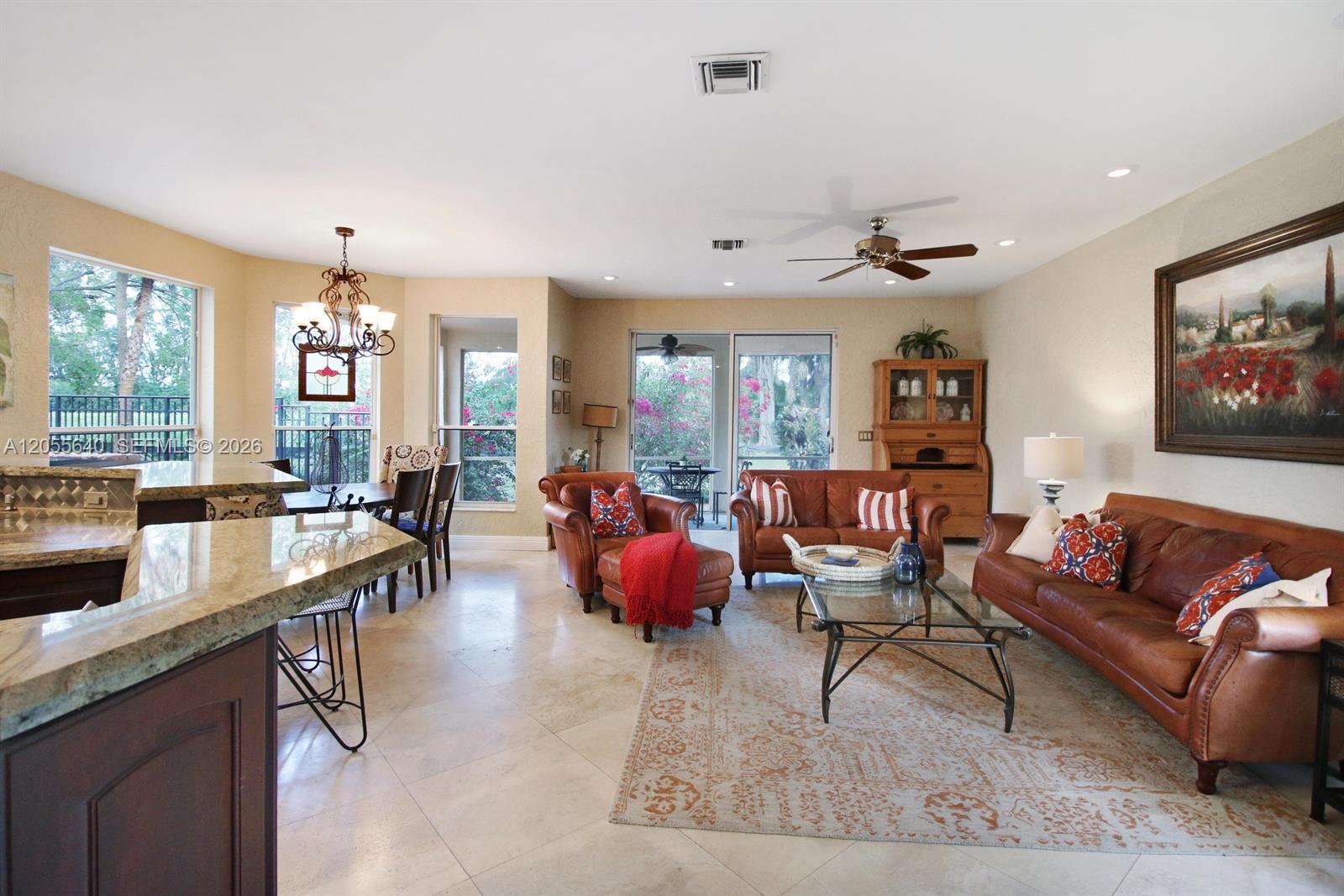 Ver detalles 7820 4 / 4 2878 sq. ft. $ 2026-07-17 0 foto
