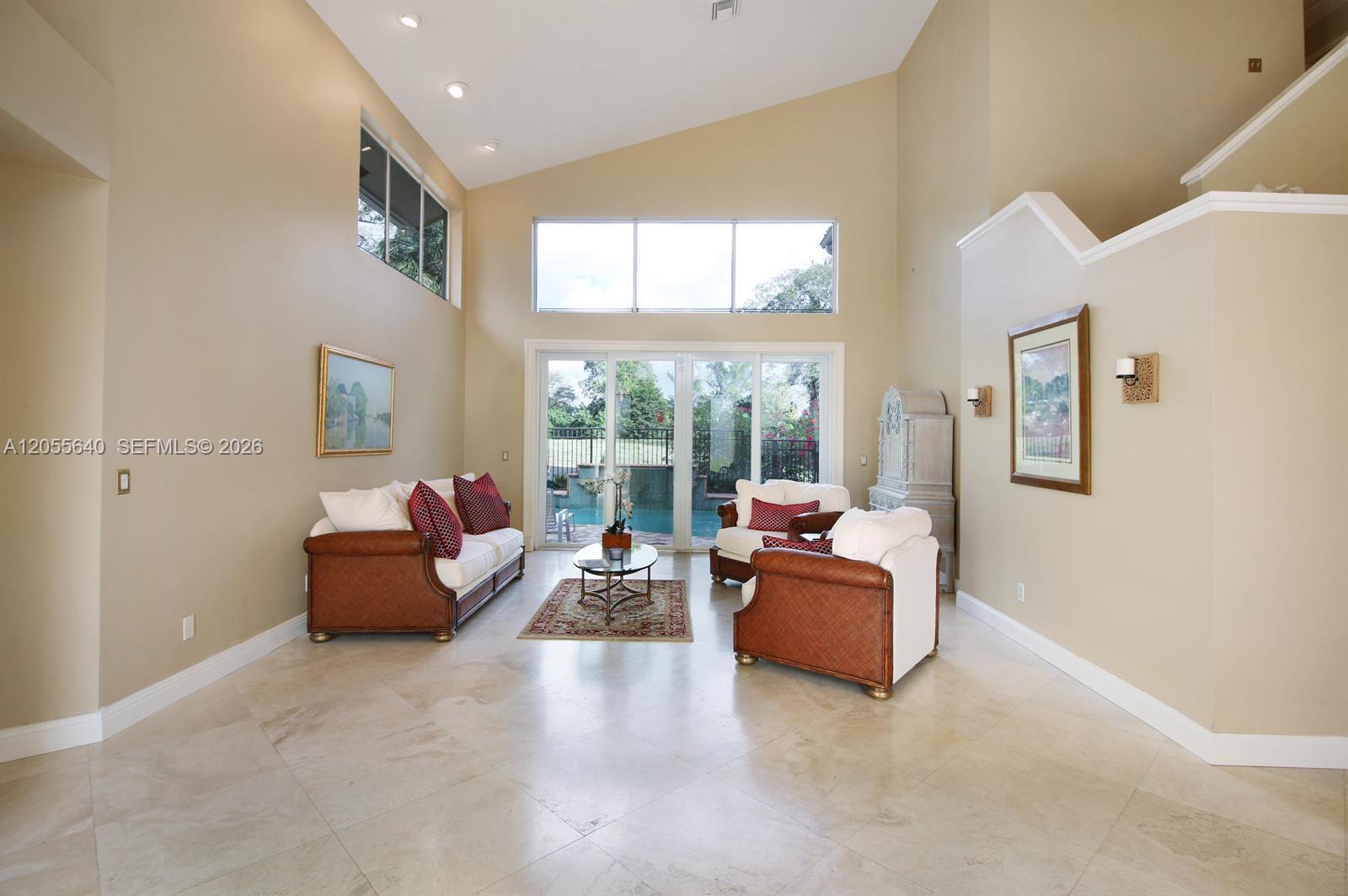 Ver detalles 7820 4 / 4 2878 sq. ft. $ 2026-07-17 0 foto