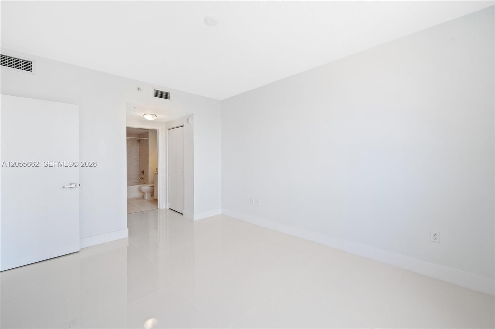 Photo of 18800 29th Ave #708, Aventura, Florida, 33180 -