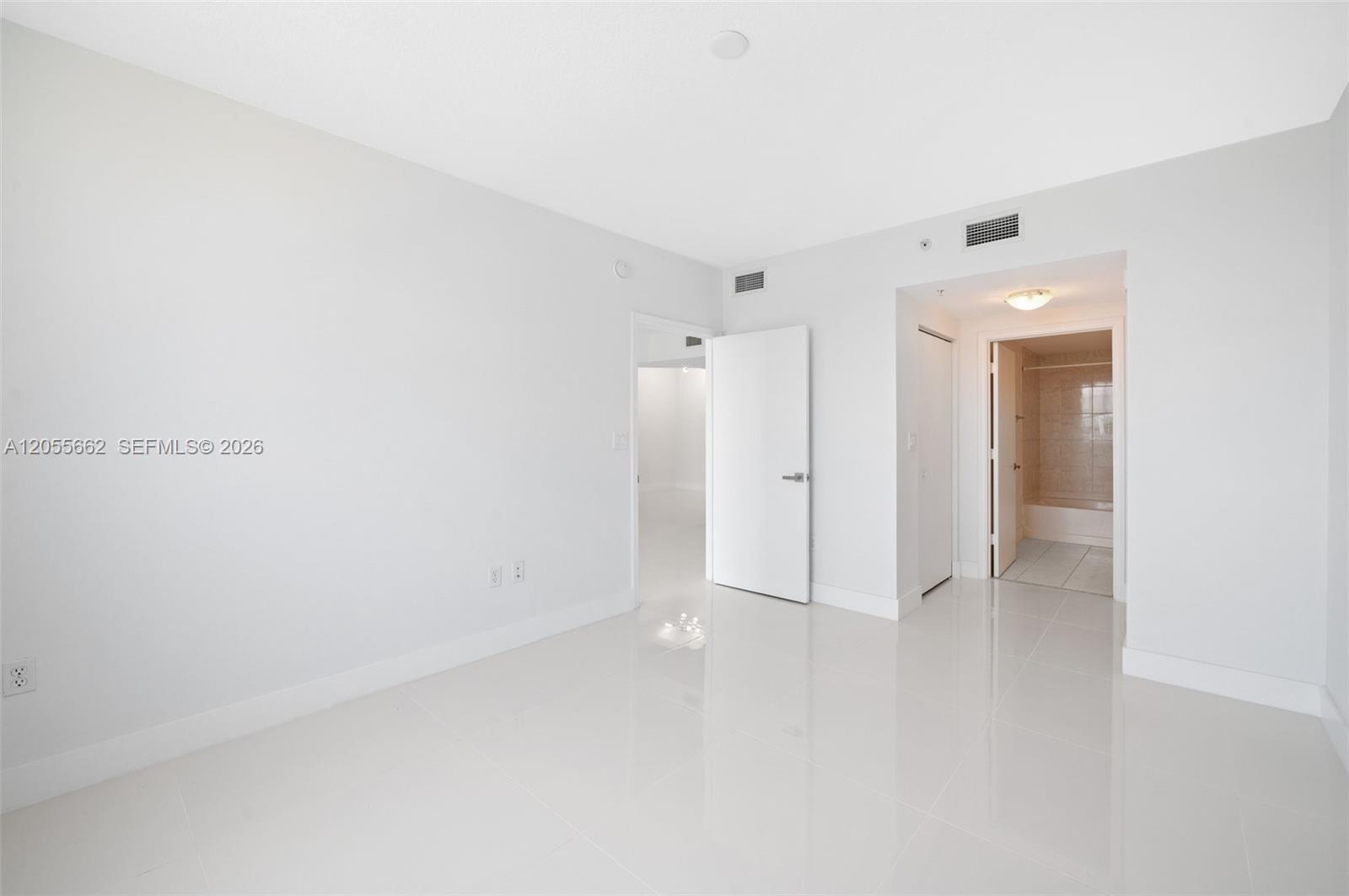 Photo of 18800 29th Ave #708, Aventura, Florida, 33180 -