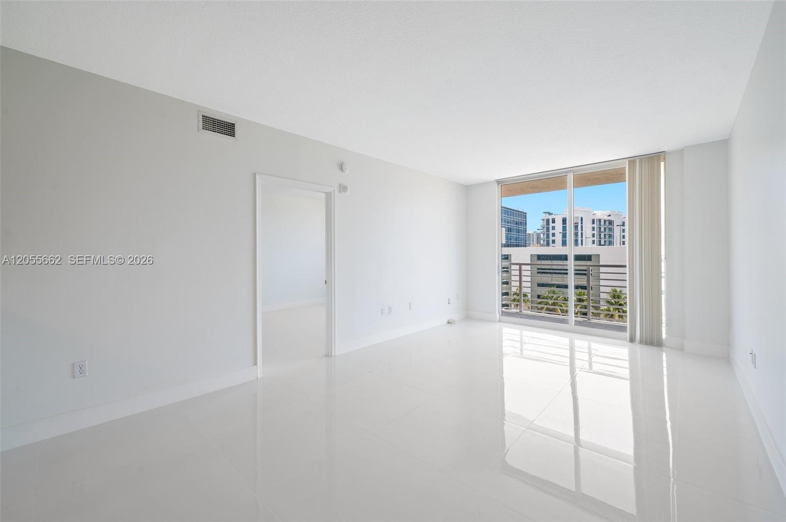 Photo of 18800 29th Ave #708, Aventura, Florida, 33180 -