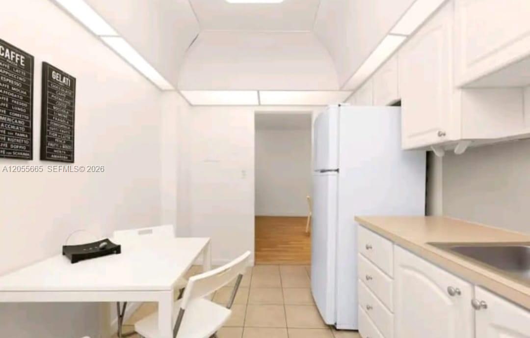 Photo of 3901 Ocean Dr #2Z, Hollywood, Florida, 33019 -