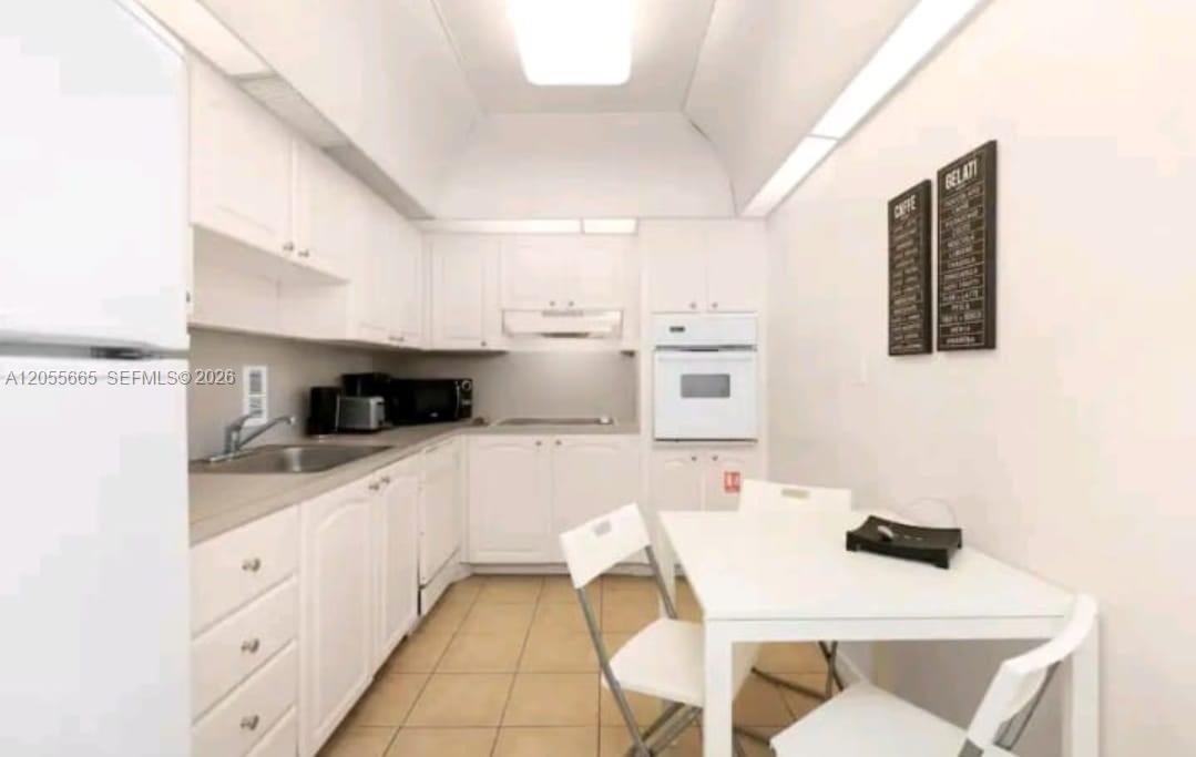 Photo of 3901 Ocean Dr #2Z, Hollywood, Florida, 33019 -
