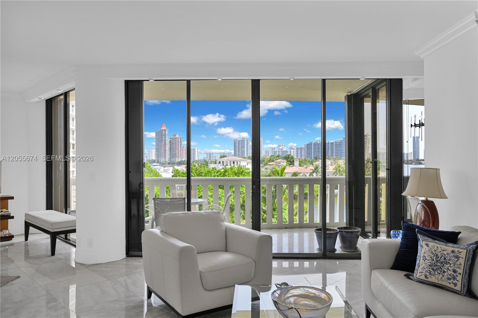 See details 505 2 / 2 1607 sq. ft. $ 2026-07-18 0 Photo