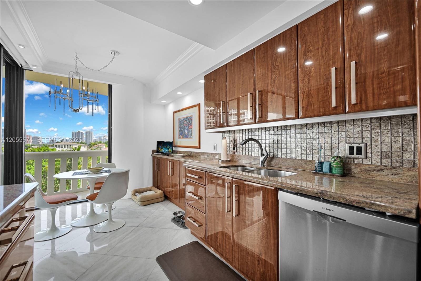 See details 505 2 / 2 1607 sq. ft. $ 2026-07-18 0 Photo